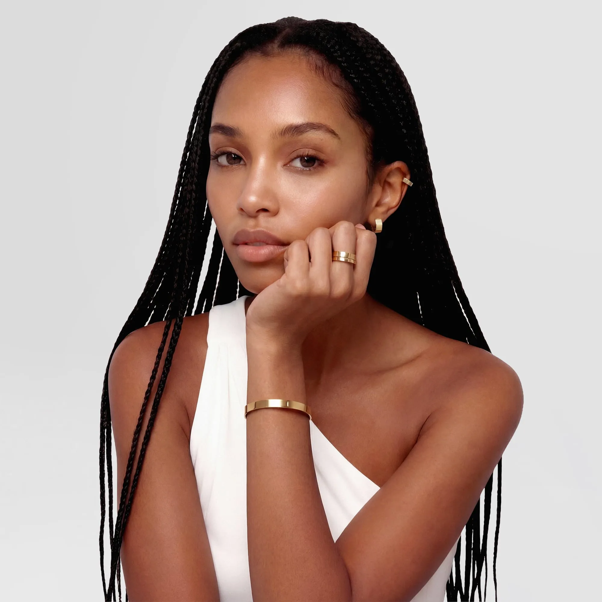 Line Earrings Polished Gold 3.5mm sold by Daniel Wellington product image thumbnail 2