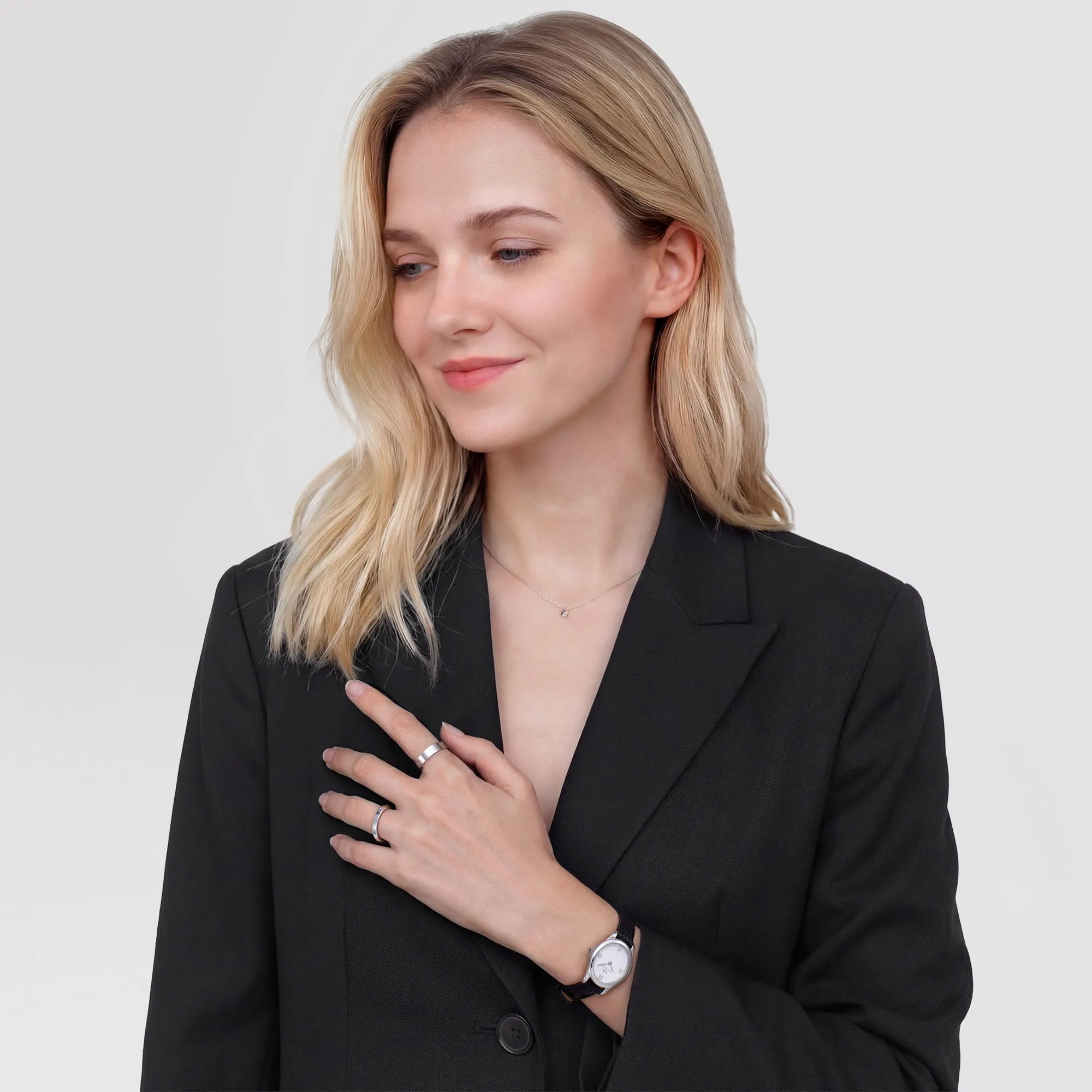 Line Ring Polished Silver 4.5mm sold by Daniel Wellington product image thumbnail 2