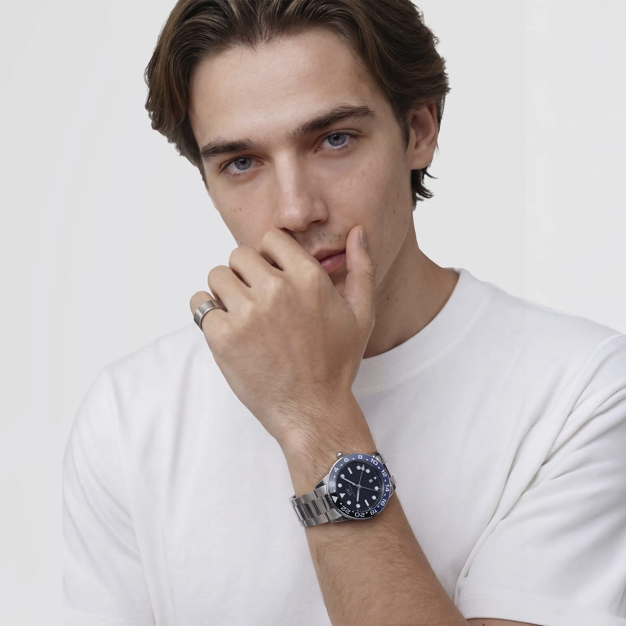 Line Ring Brushed Silver 8mm sold by Daniel Wellington product image thumbnail 2