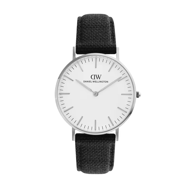 Classic Black Canvas Silver made by Daniel Wellington