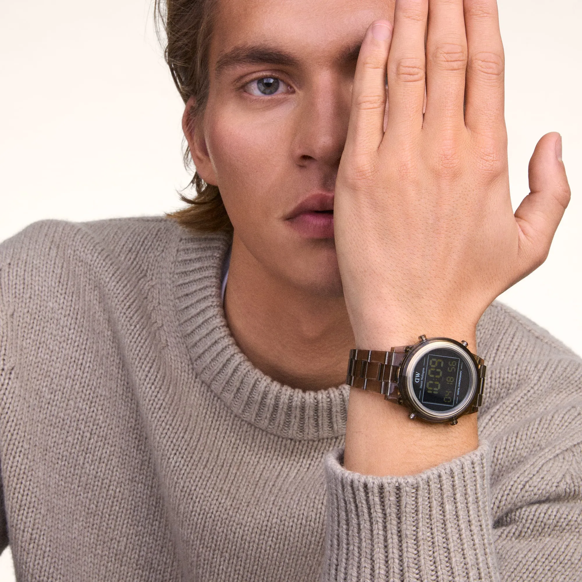 Retro Digital Dark Brown Dark Brown sold by Daniel Wellington product image thumbnail 3