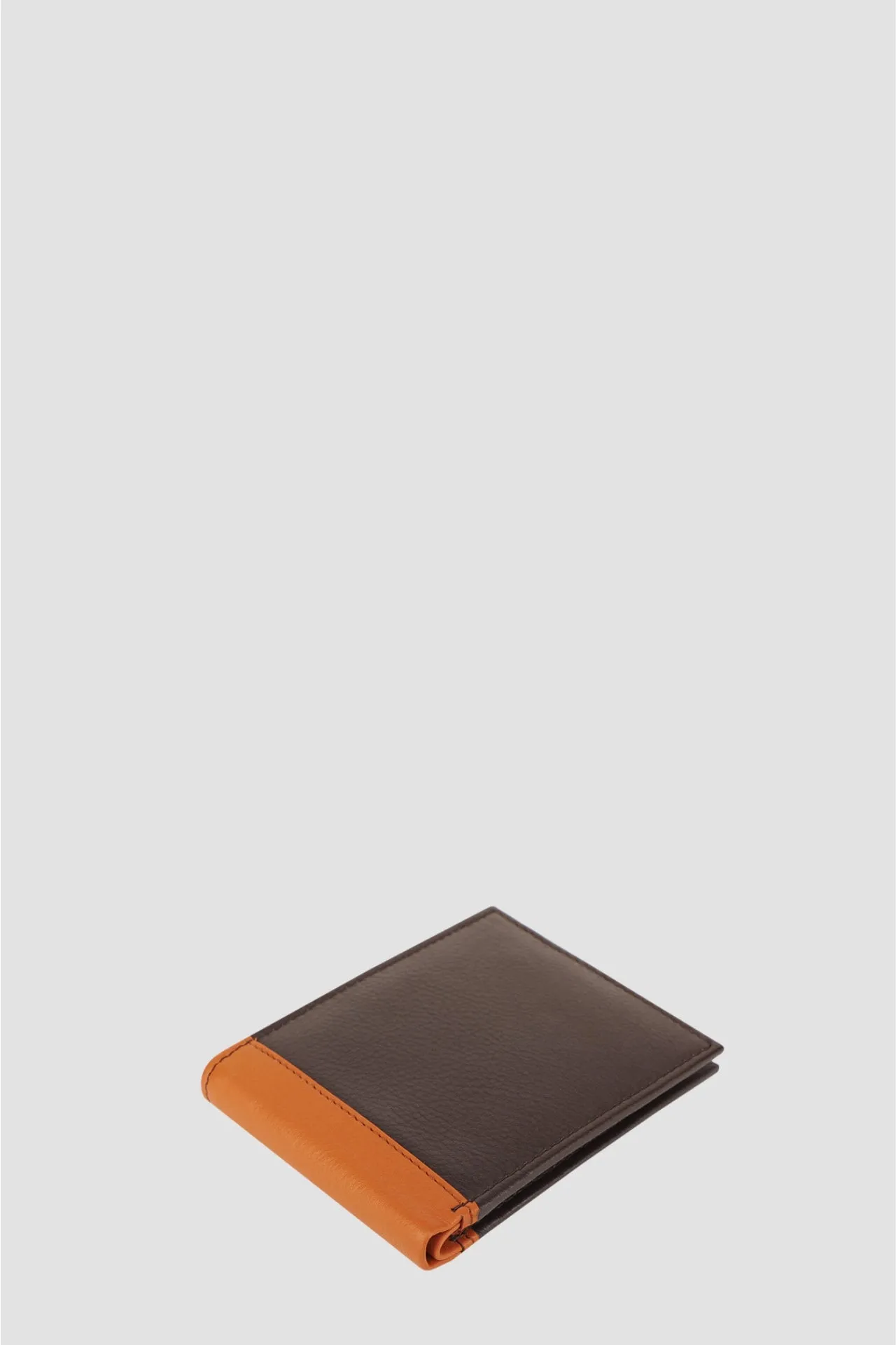 AESON BIFOLD WALLET sold by Danier product image thumbnail 3
