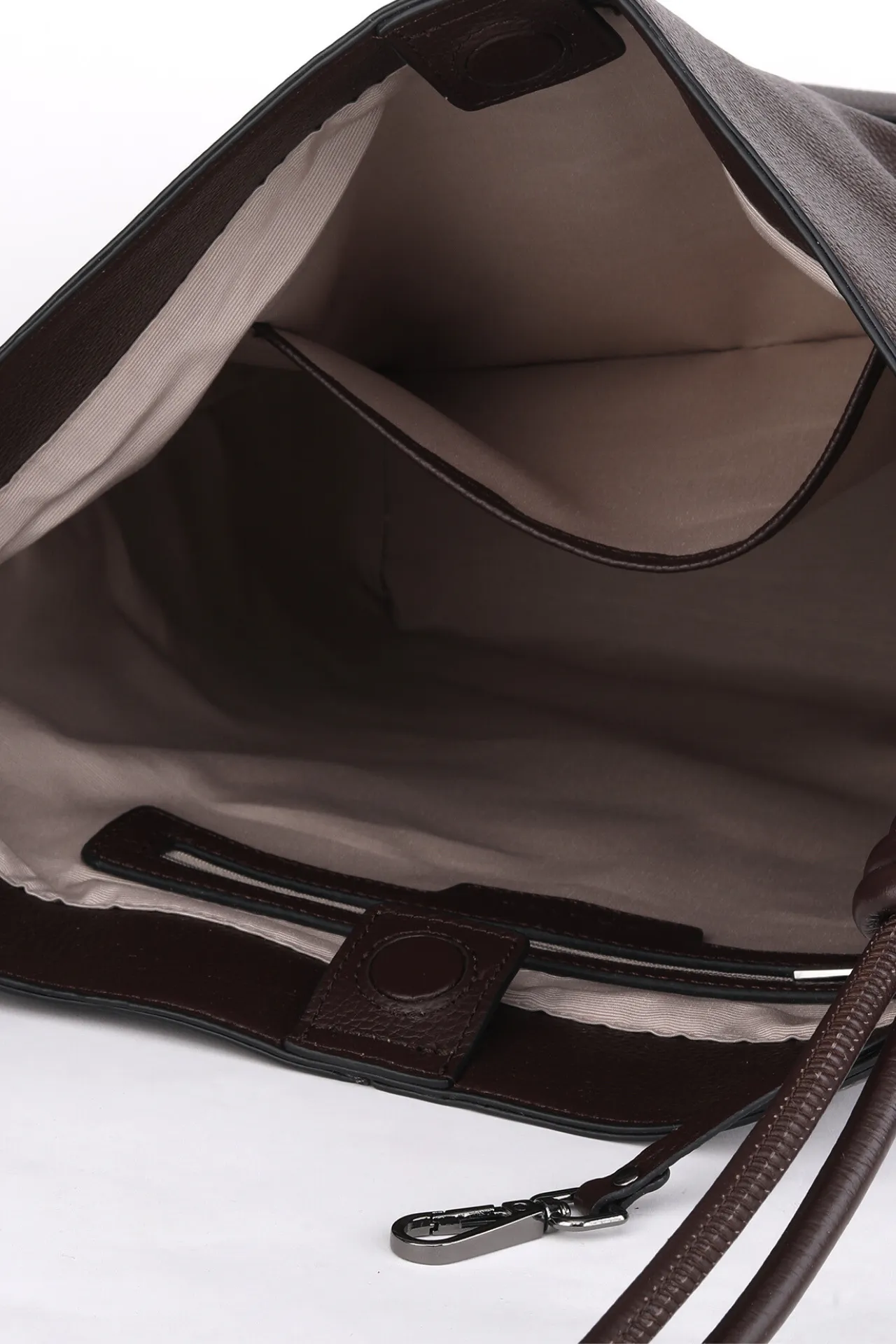 HARPER LARGE TOTE sold by Danier product image thumbnail 4