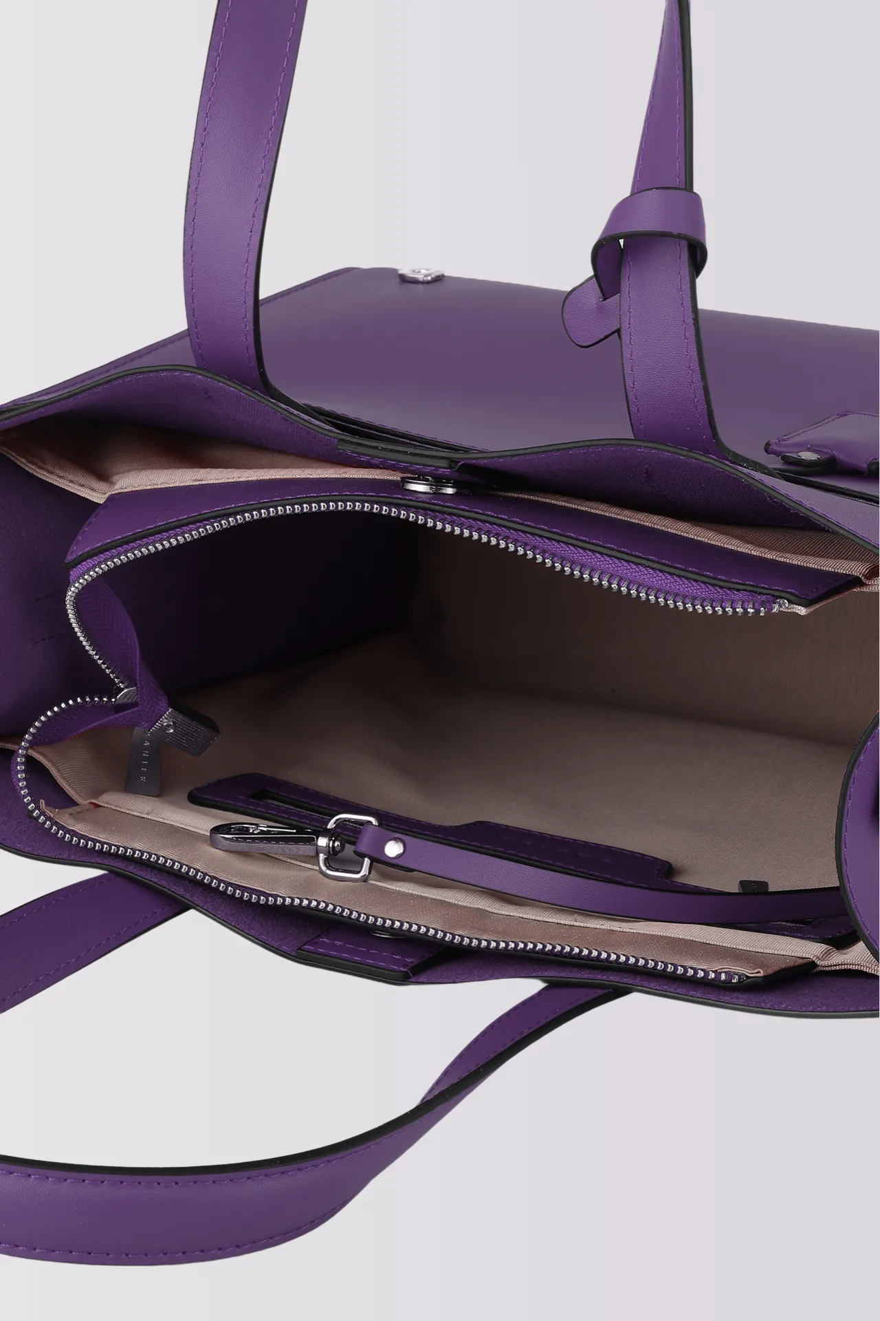 ISZY sold by Danier product image thumbnail 4