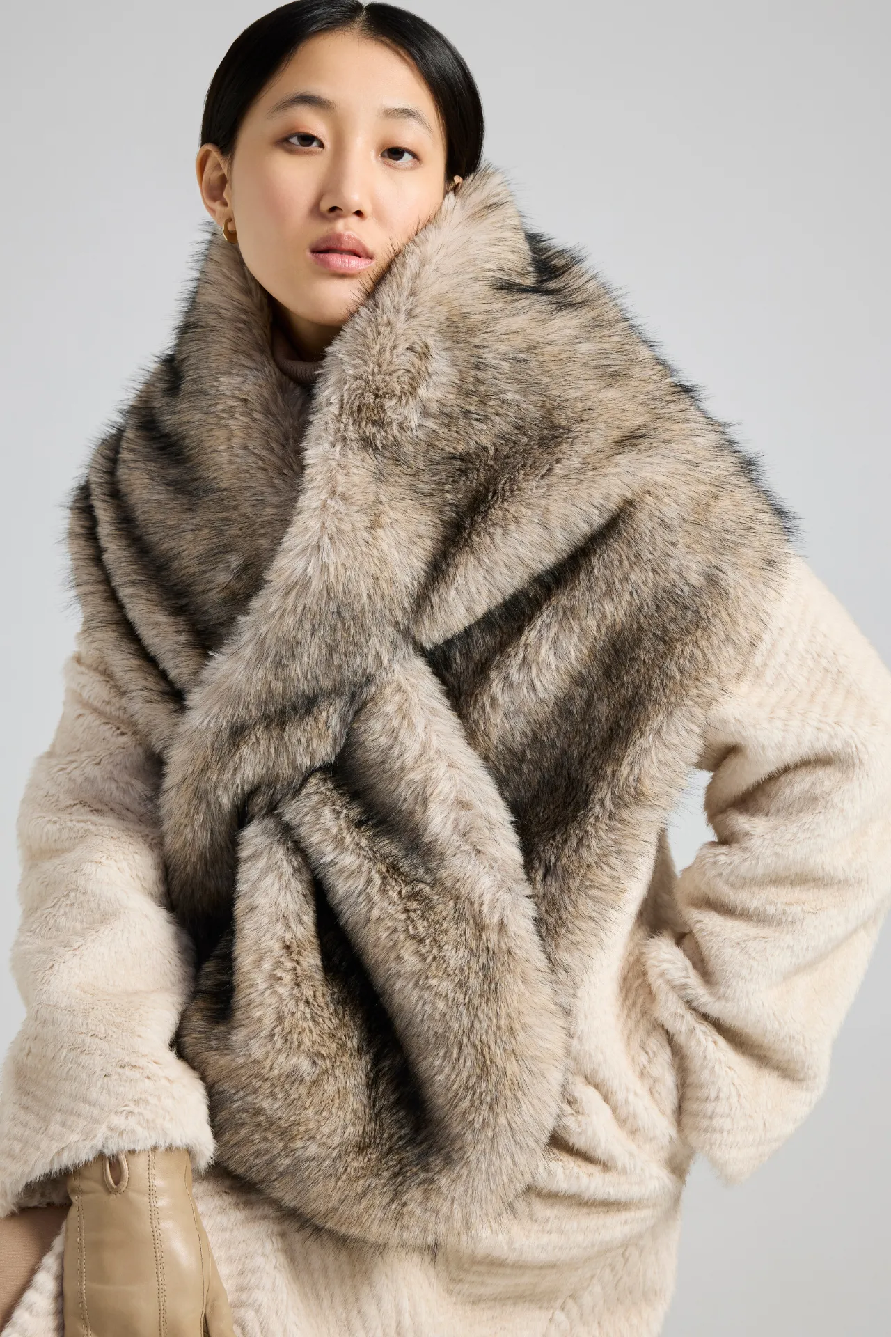 ANGELA SHAWL sold by Danier product image thumbnail 4