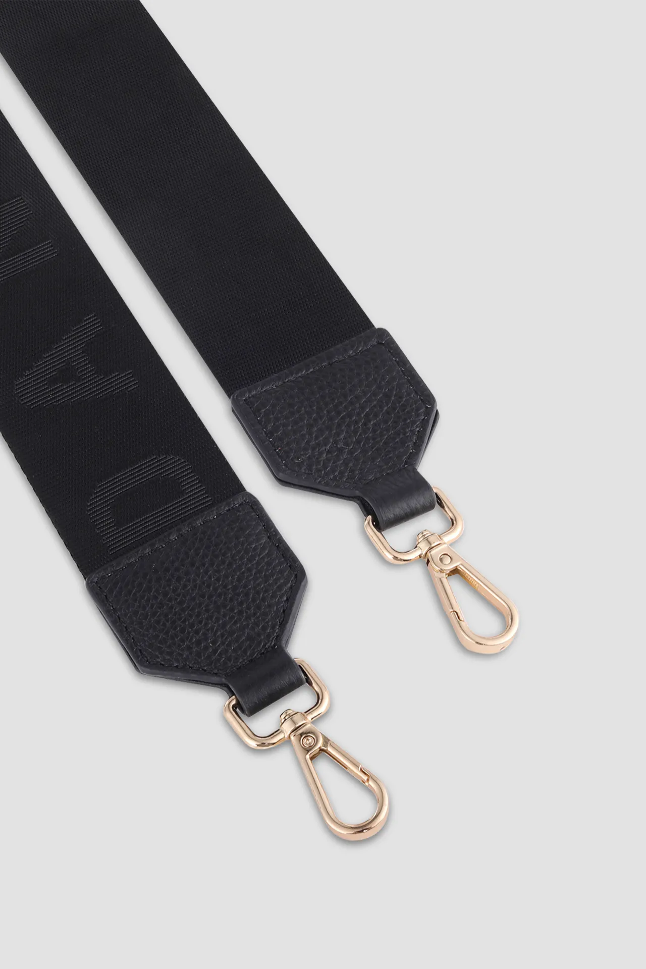 DANIER NYLON SHOULDER STRAP sold by Danier product image thumbnail 3
