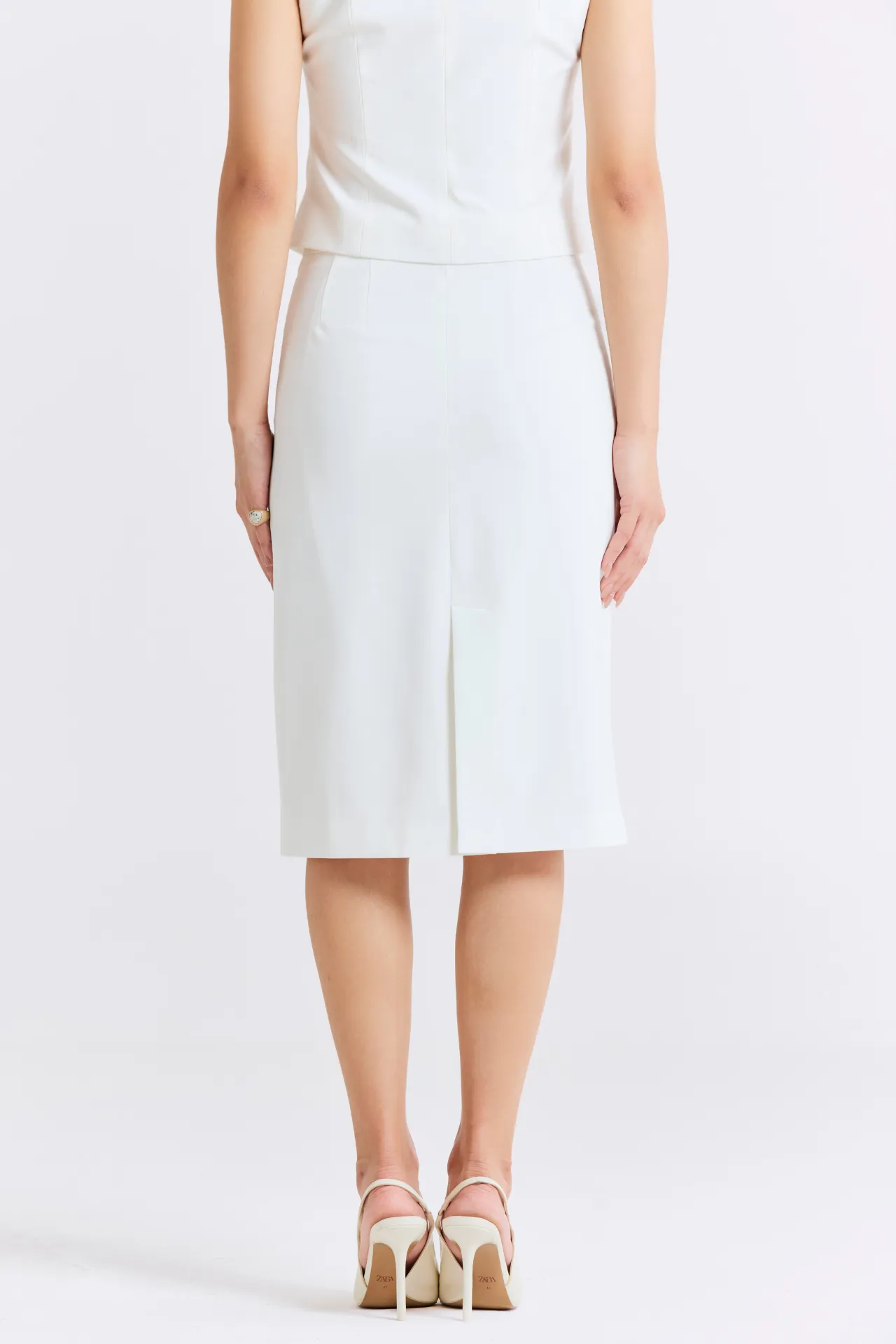 ESMEHA sold by Danier product image thumbnail 4