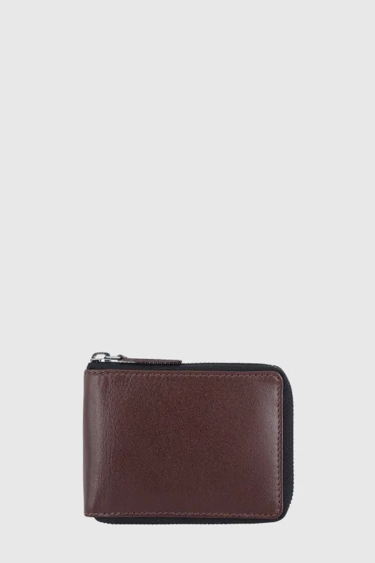 DOMINIC BI-FOLD WALLET sold by Danier