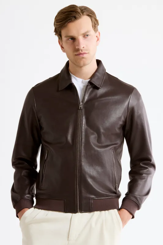 TURNER sold by Danier