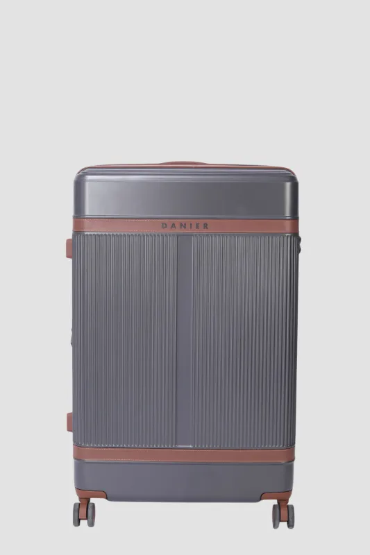 BOSTON 24" MEDIUM LUGGAGE CASE sold by Danier