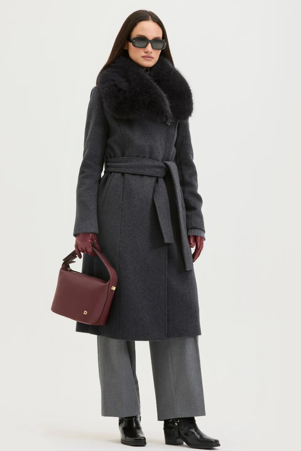 EMELY LARGE CROSSBODY sold by Danier product image thumbnail 2