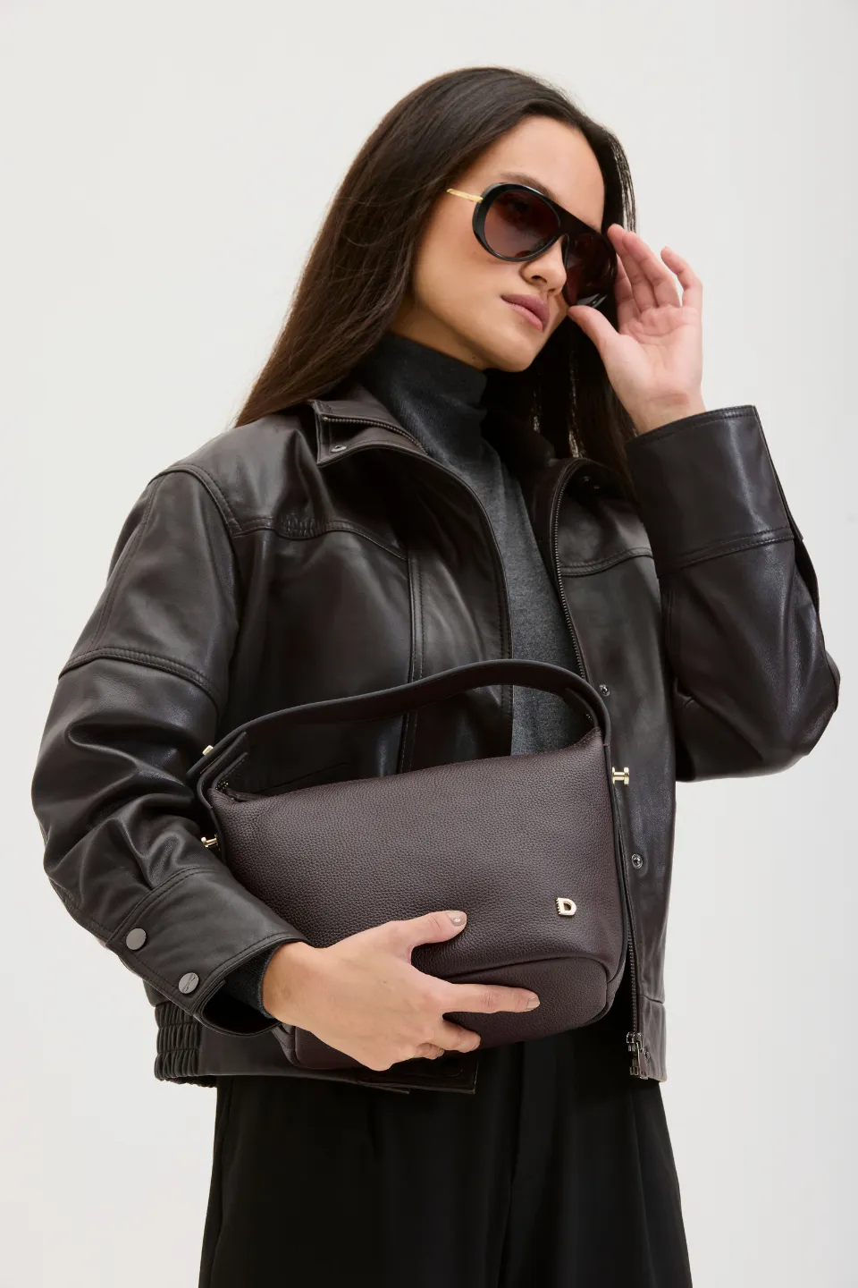 EMELY LARGE CROSSBODY sold by Danier product image thumbnail 2