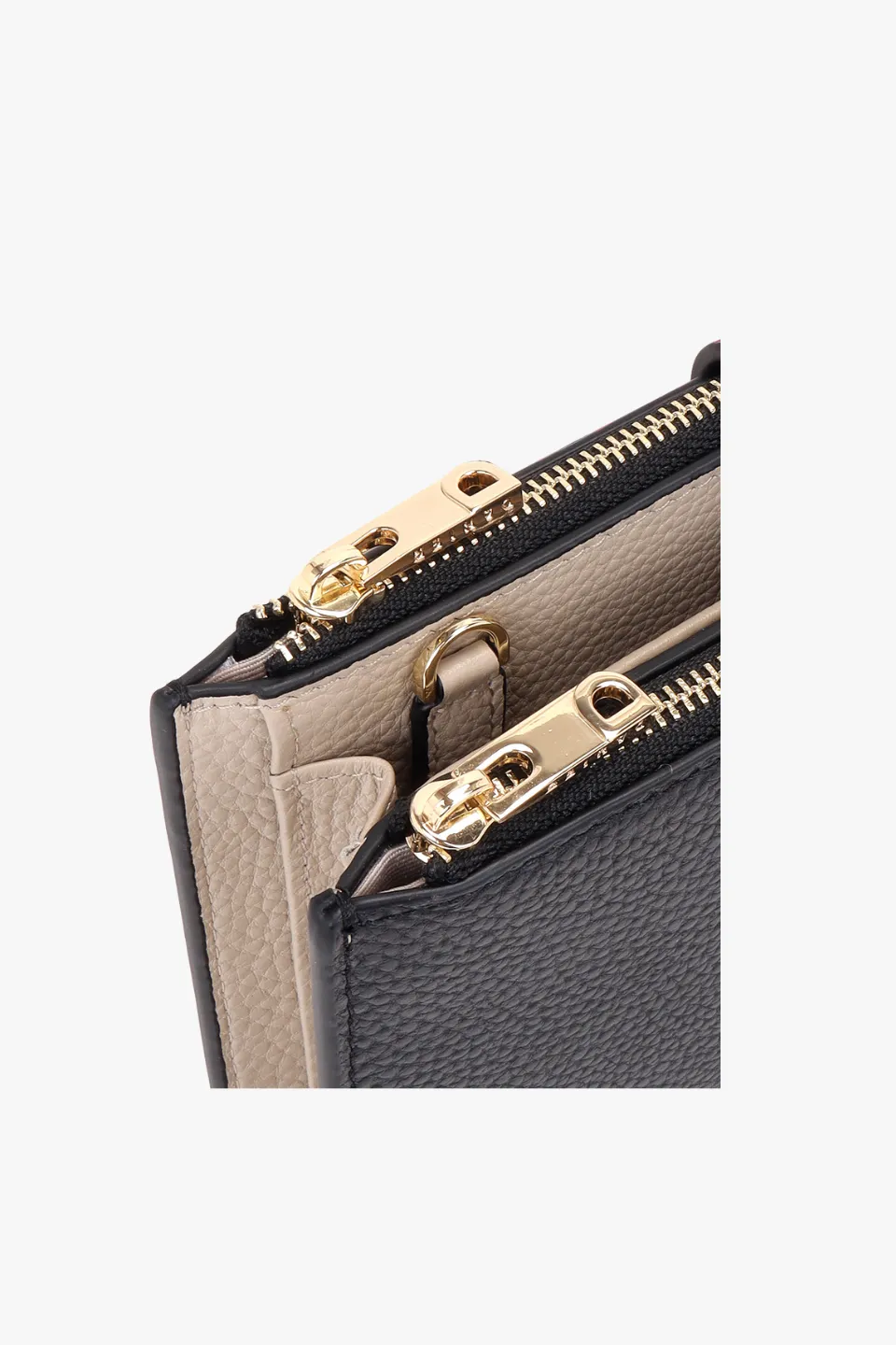 KEYSI S PHONE WALLET sold by Danier product image thumbnail 4