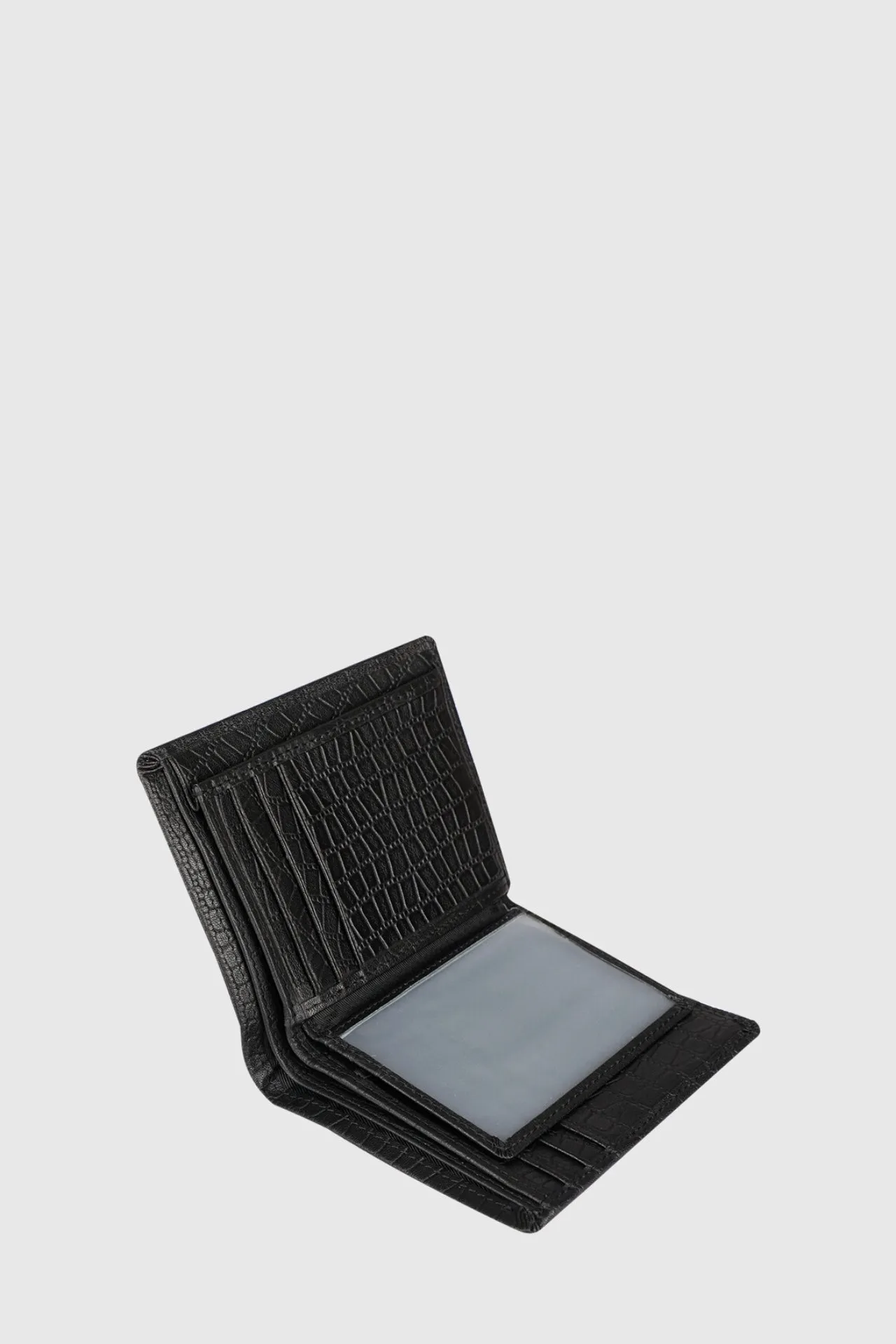 AXTON VERTICAL TRIFOLD WALLET sold by Danier product image thumbnail 4