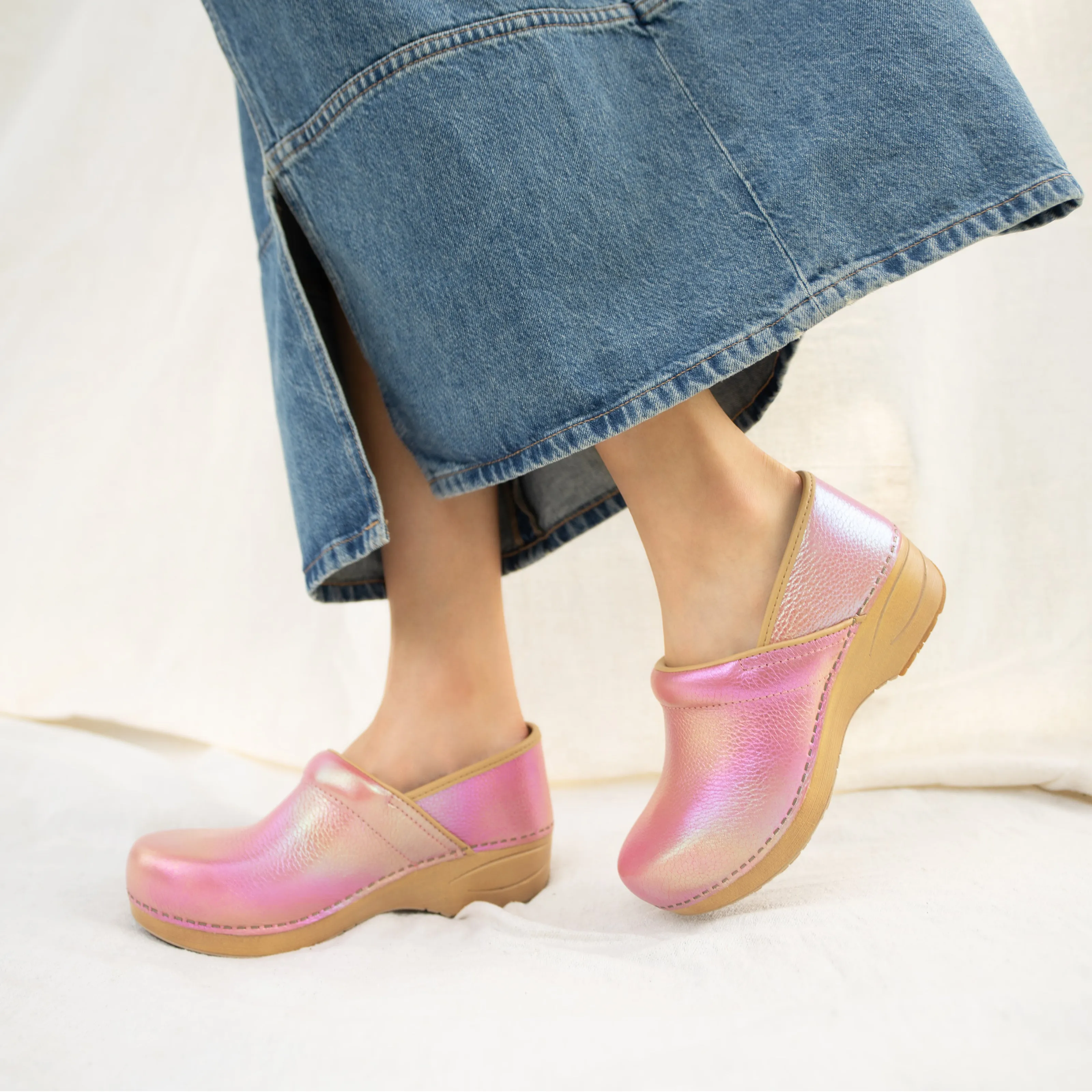 XP 2.0 Pink Iridescent Leather sold by Dansko product image thumbnail 2