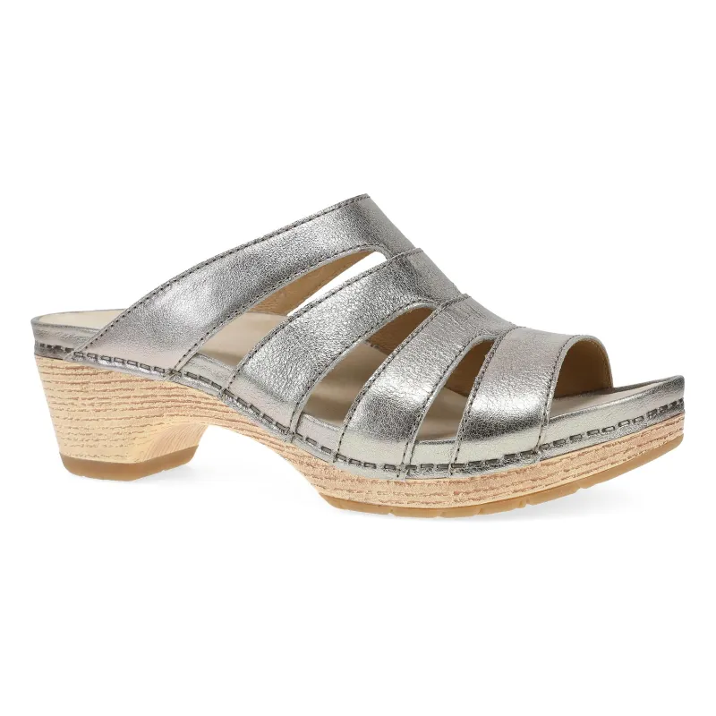 Lyndi Platino Metallic made by Dansko
