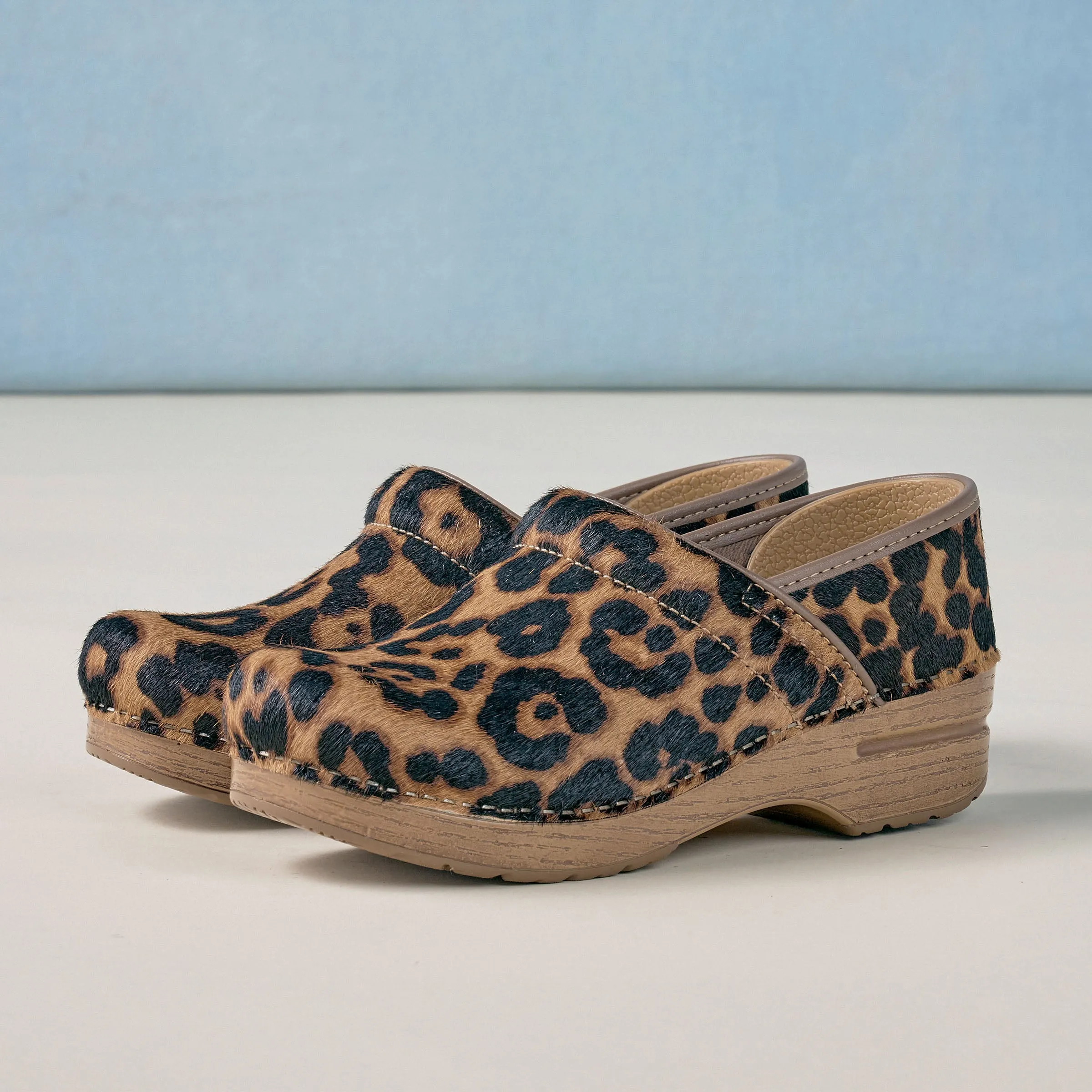 Professional Leo Haircalf sold by Dansko product image thumbnail 2