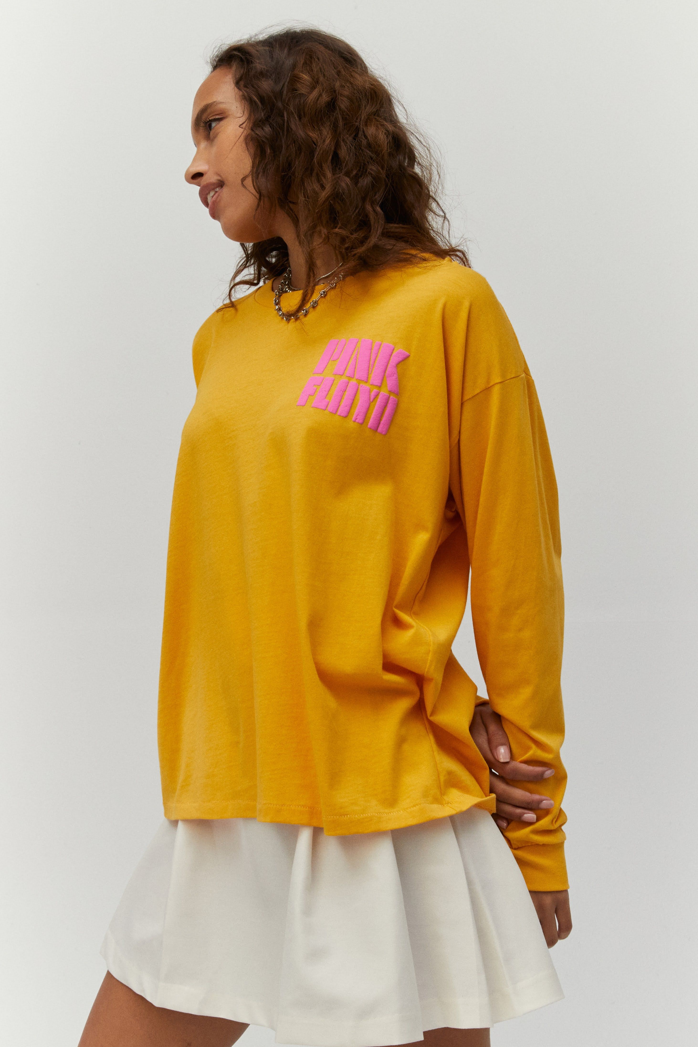 Pink Floyd Live 1977 Merch Long Sleeve sold by Daydreamer product image thumbnail 3