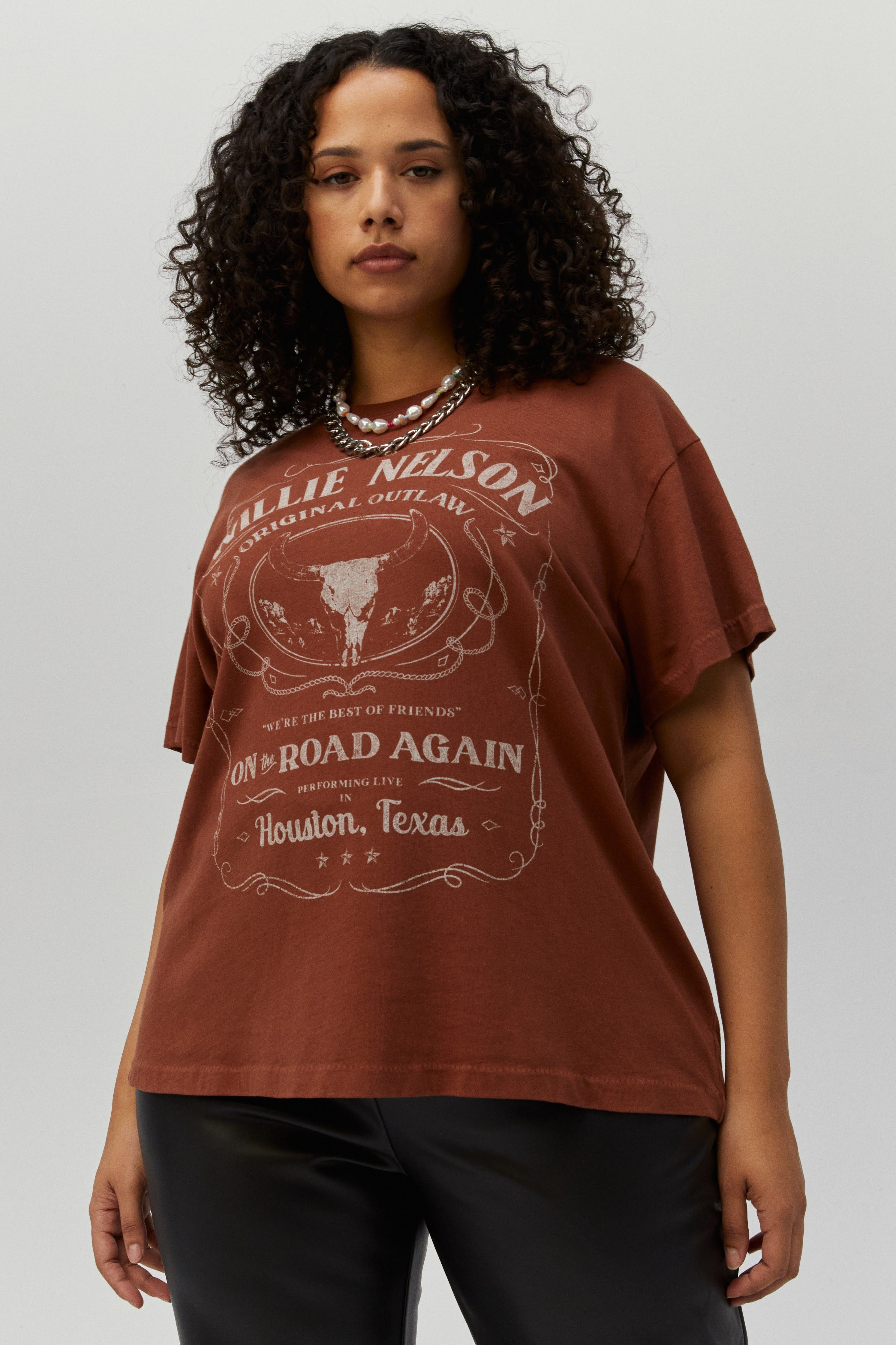Willie Nelson Whiskey Label Tour Tee ES sold by Daydreamer product image thumbnail 3