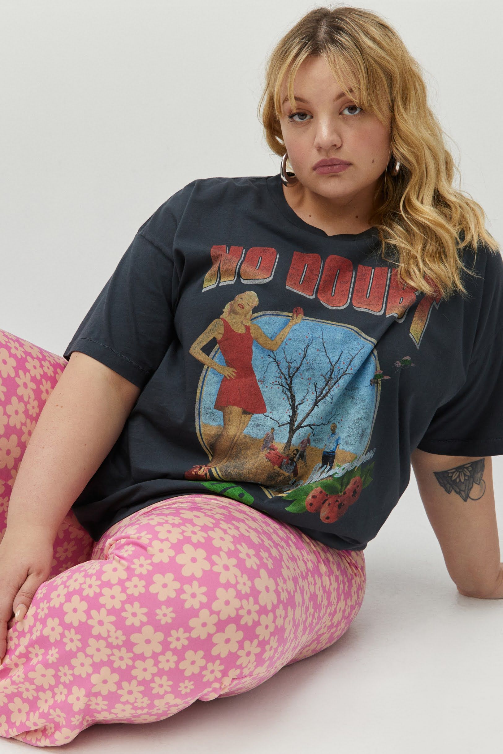 No Doubt Tour '97 Merch Tee In Vintage Black ES sold by Daydreamer product image thumbnail 3