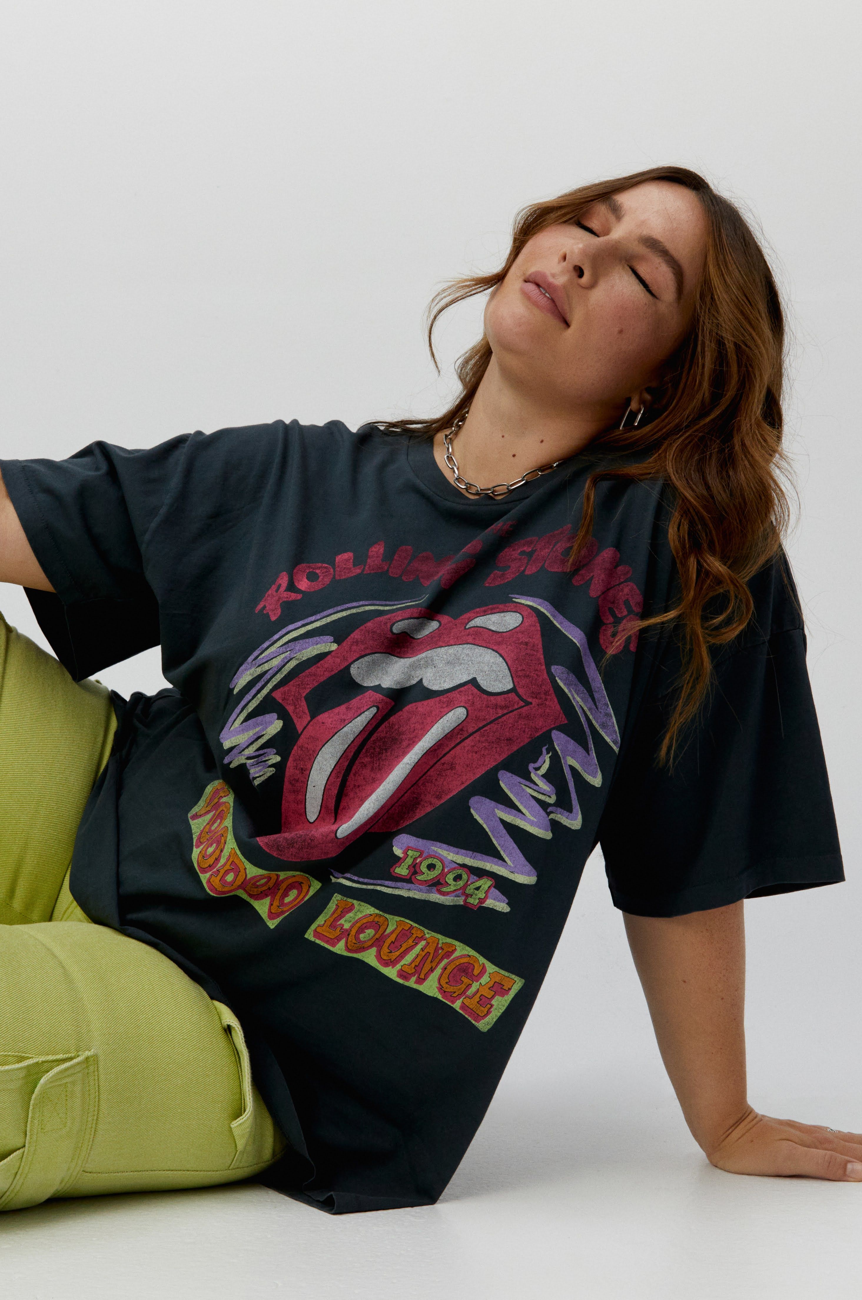 Rolling Stones Voodoo Lounge 1994 Merch Tee ES sold by Daydreamer product image thumbnail 4