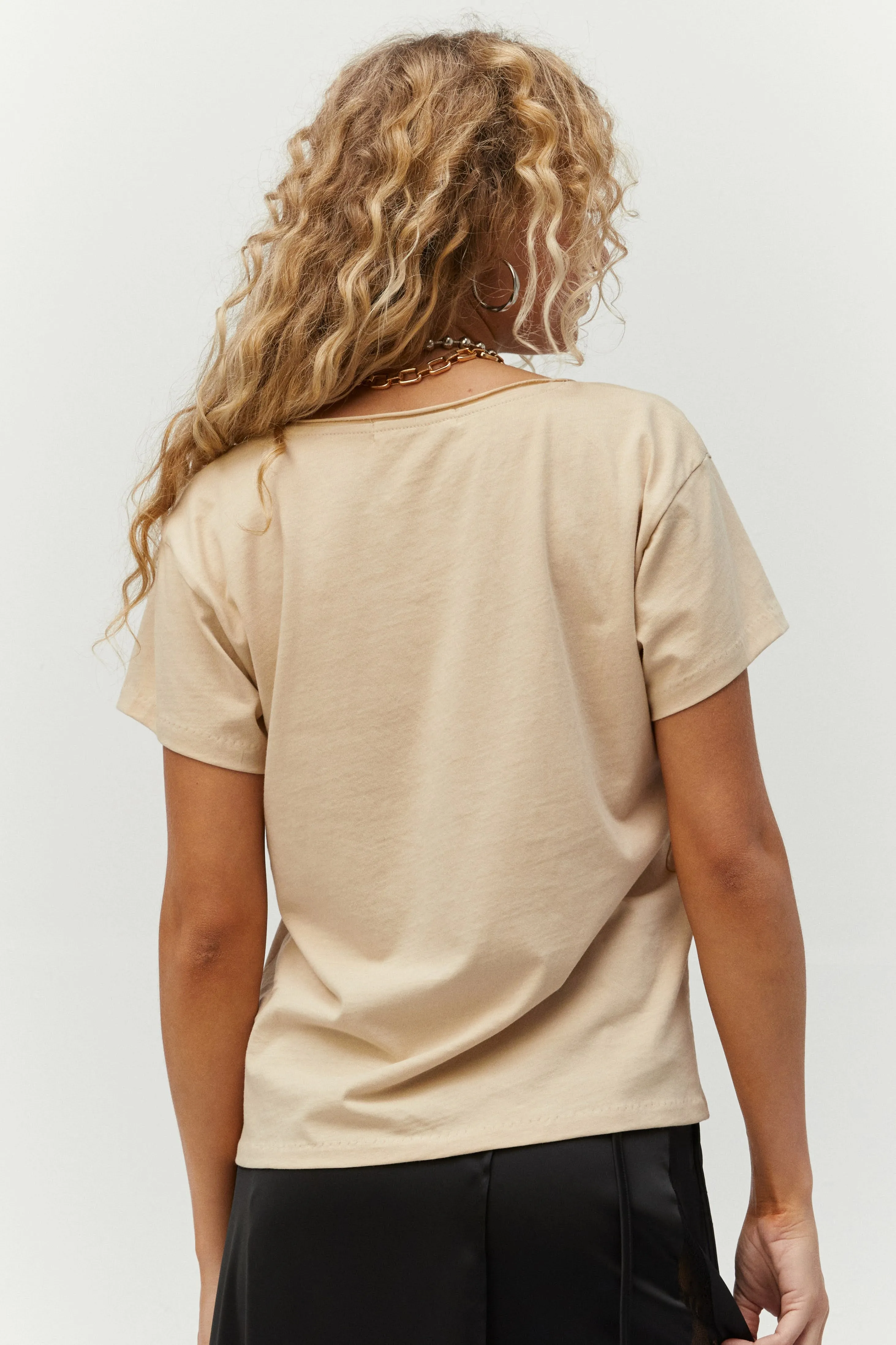 Fleetwood Mac Rumours Scoop Neck Tee sold by Daydreamer product image thumbnail 2