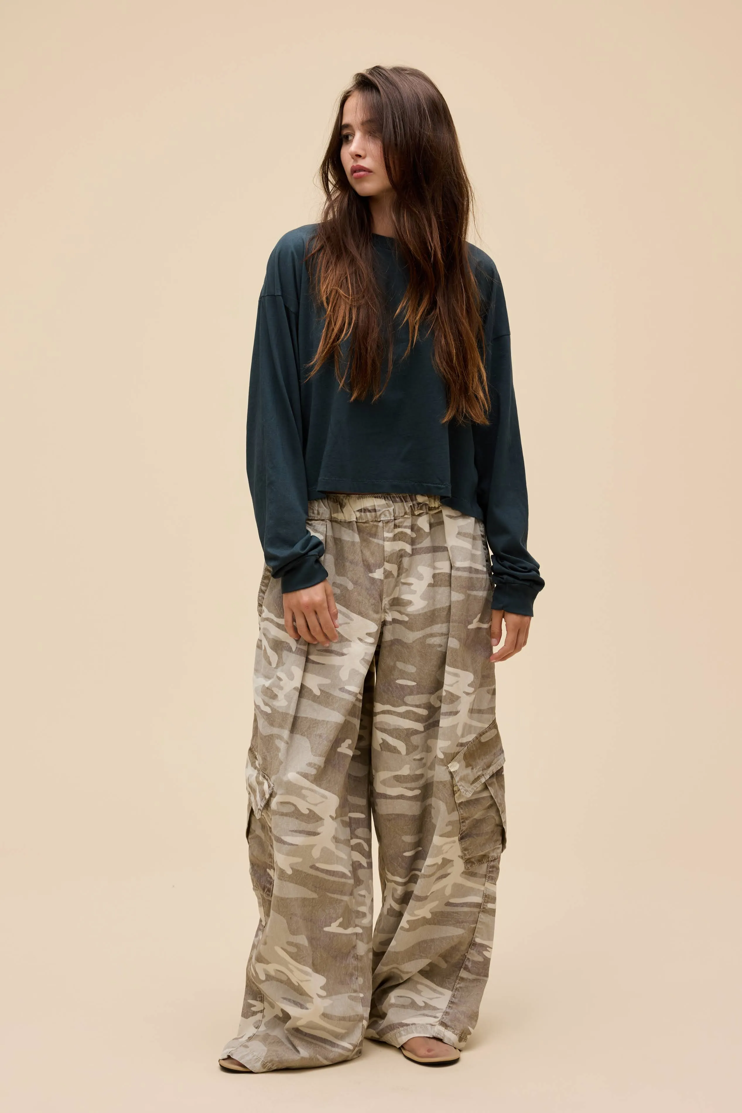 Solid Meet & Greet Long Sleeve sold by Daydreamer product image thumbnail 3