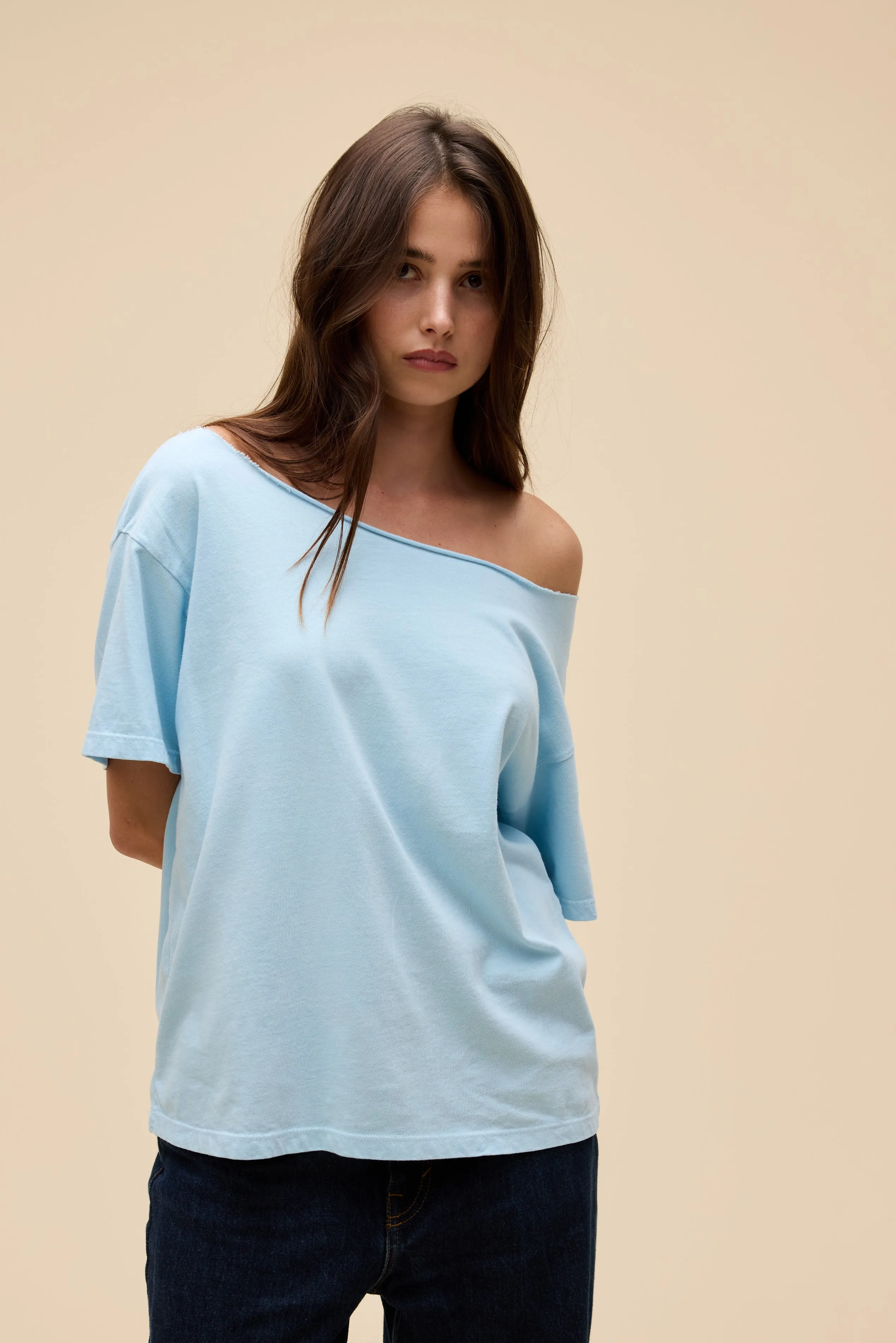 SOLID OFF-THE-SHOULDER TEE sold by Daydreamer product image thumbnail 4