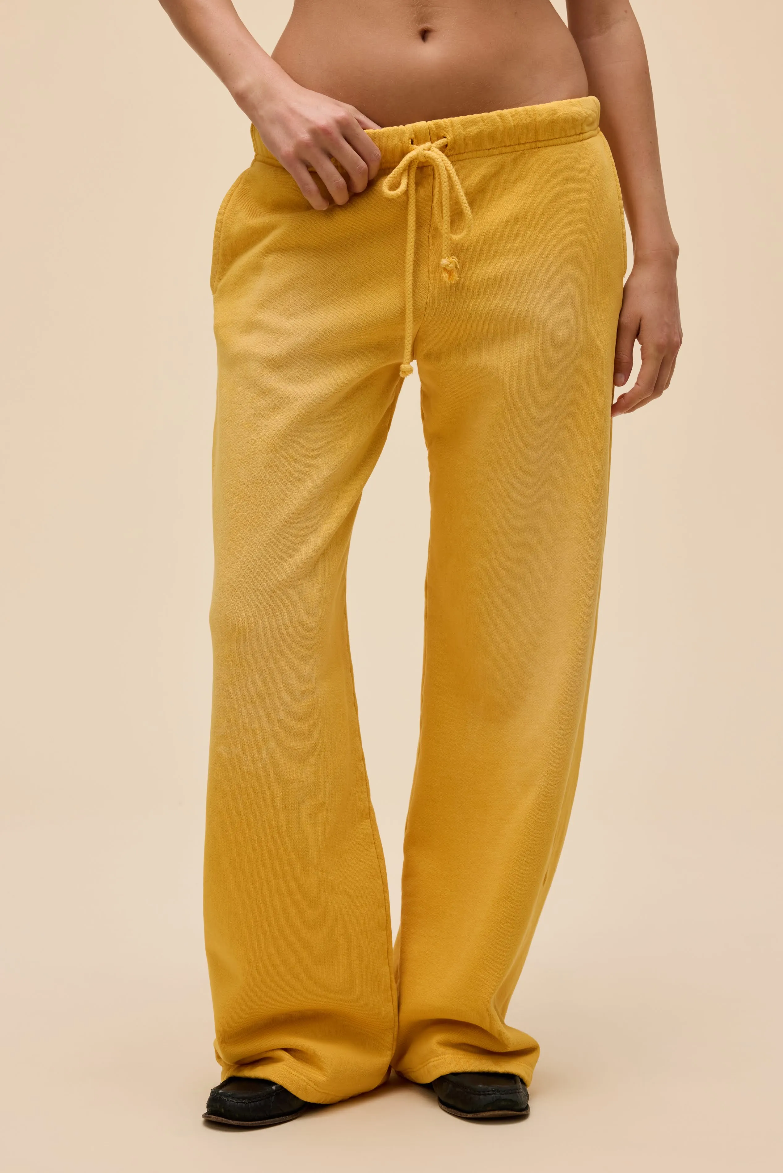 SOLID RELAXED SWEATPANT sold by Daydreamer product image thumbnail 5