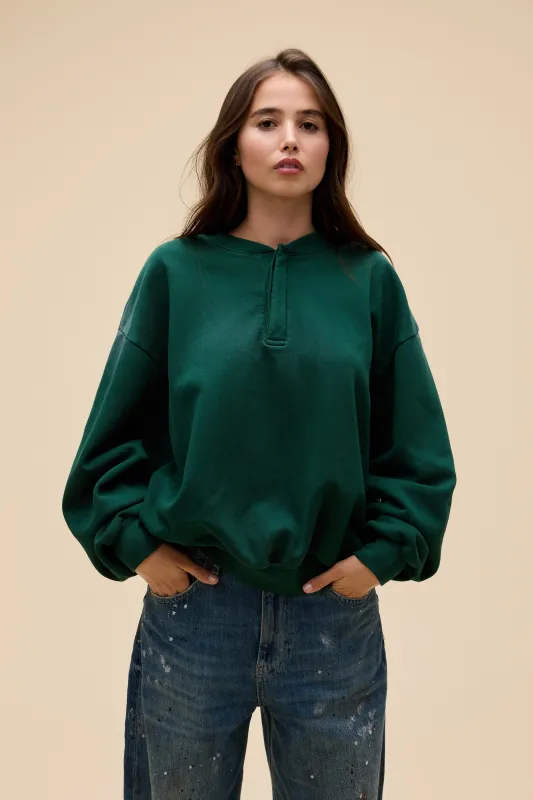 SOLID OVERSIZED HENLEY SWEATSHIRT made by Daydreamer