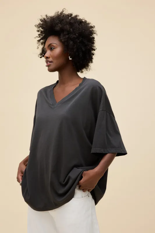 SOLID OS V-NECK TEE sold by Daydreamer