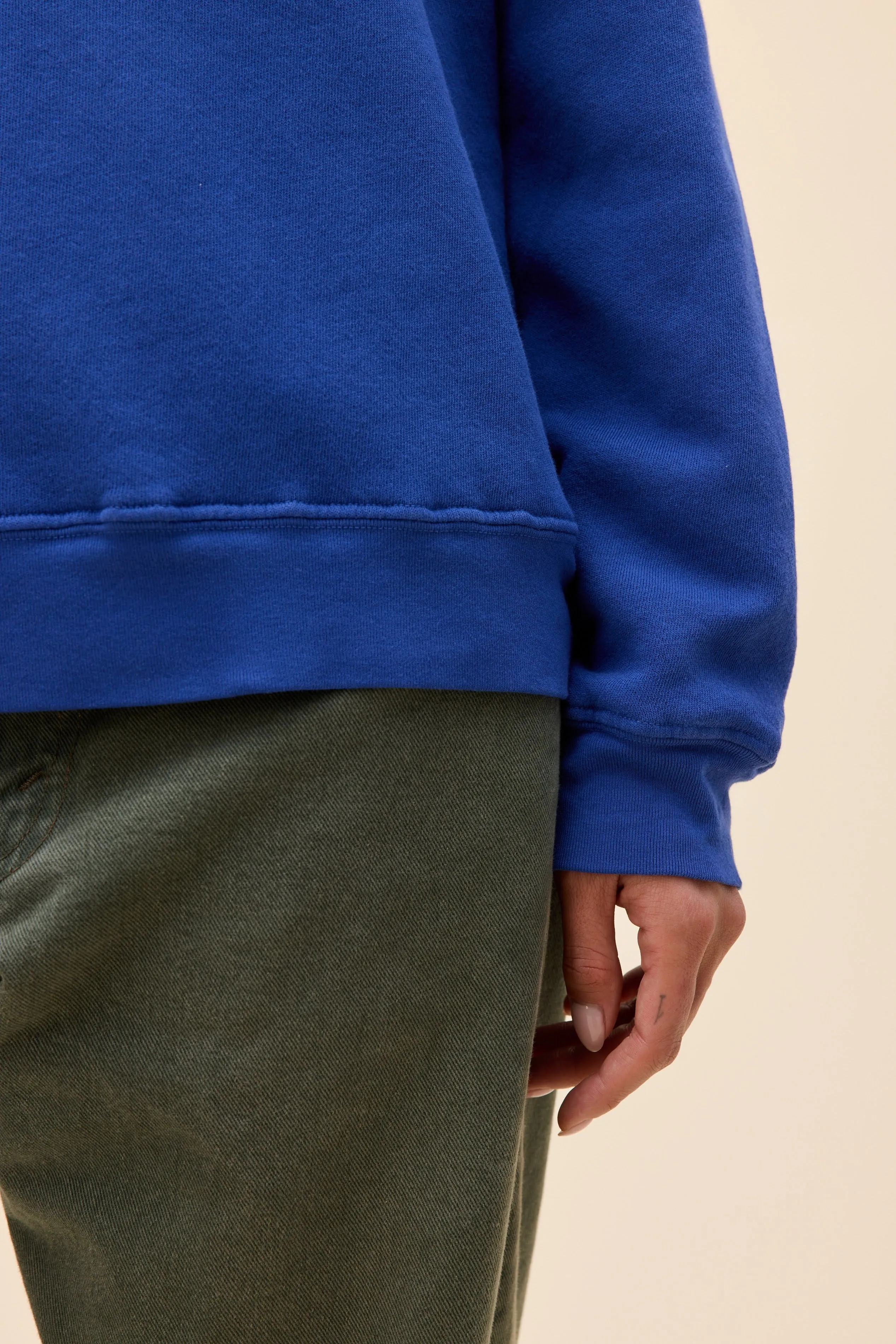 SOLID VINTAGE RAGLAN SWEATSHIRT sold by Daydreamer product image thumbnail 4