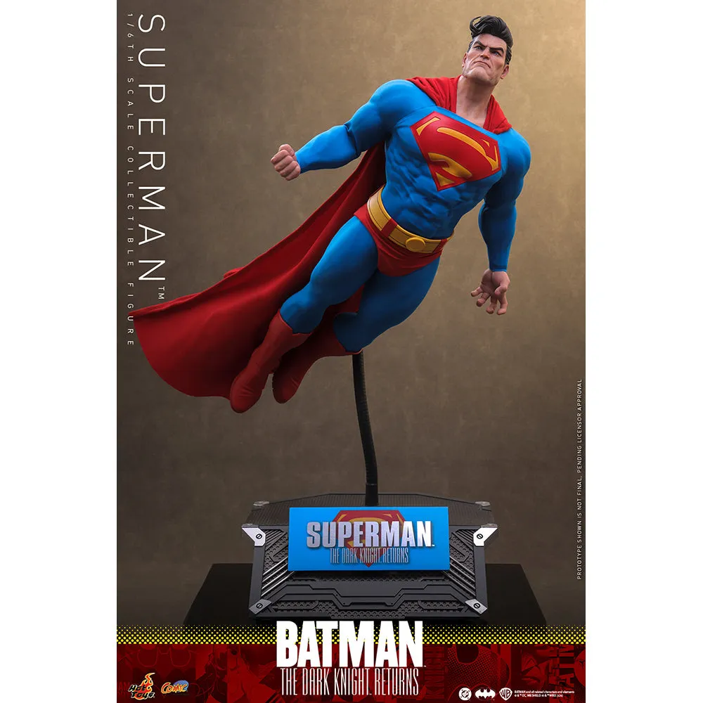 BATMAN: THE DARK KNIGHT RETURNS Superman Sixth Scale Figure by Hot Toys sold by DC Comics product image thumbnail 4