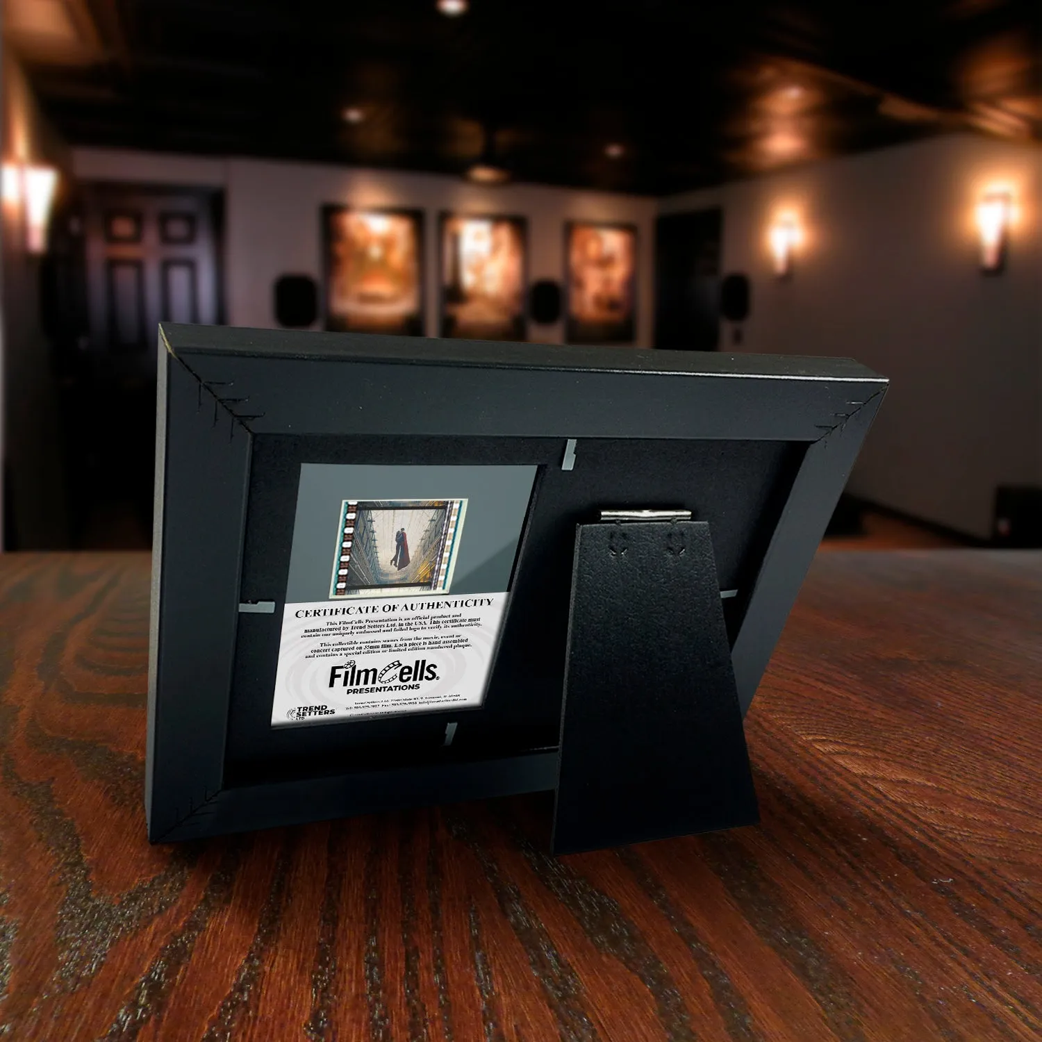 SUPERMAN (2025 Movie) Daily Planet Minicell FilmCells™ Framed Desktop Presentation sold by DC Comics product image thumbnail 3