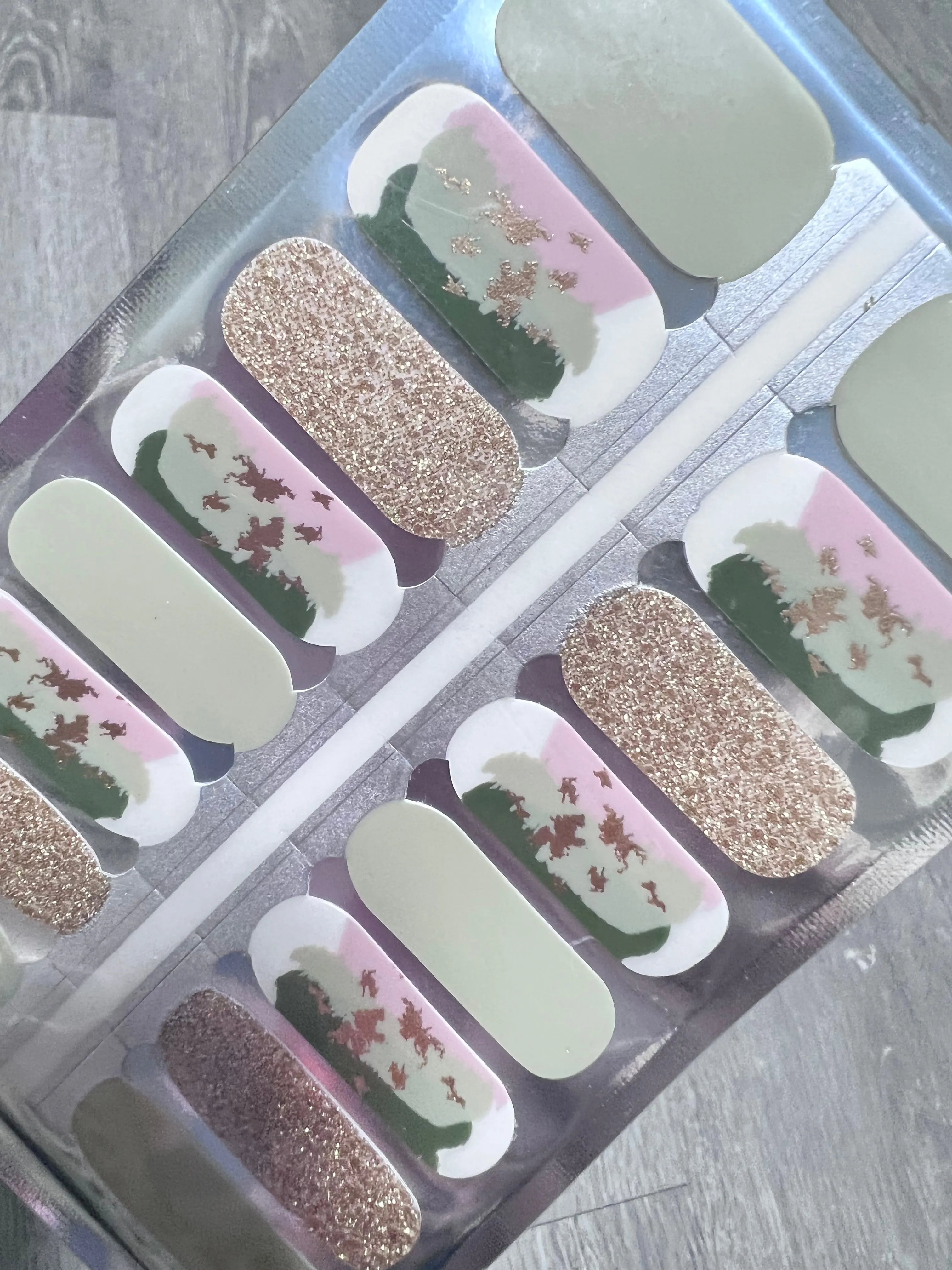 Mint to Be - Nail Polish Wraps sold by De's Nails product image thumbnail 2