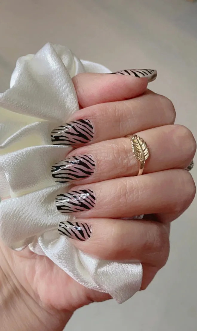 Zebra - Clear Overlay Nail Polish Wraps sold by De's Nails product image thumbnail 3