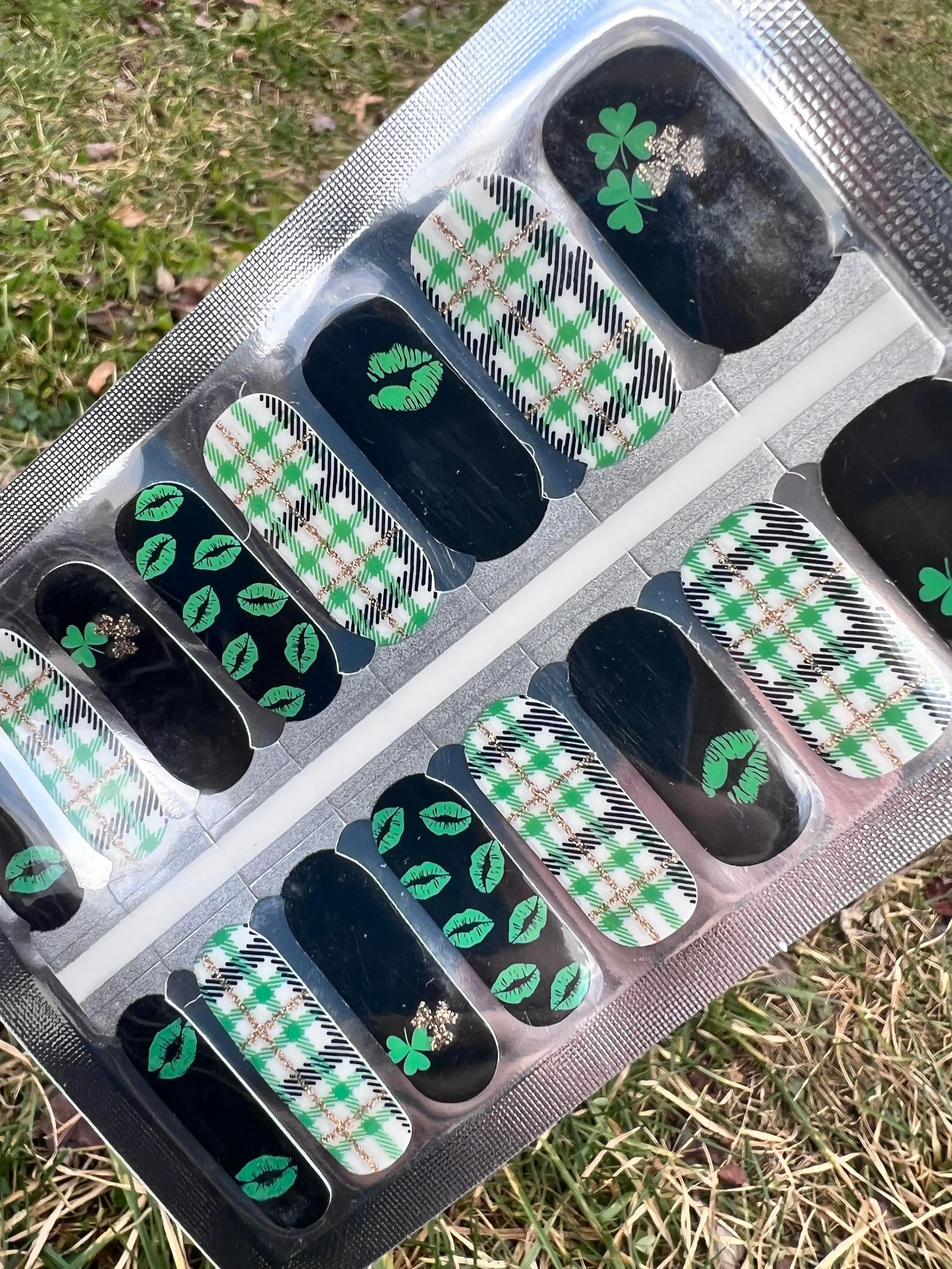 Kiss of the Irish Nail Polish Wraps sold by De's Nails