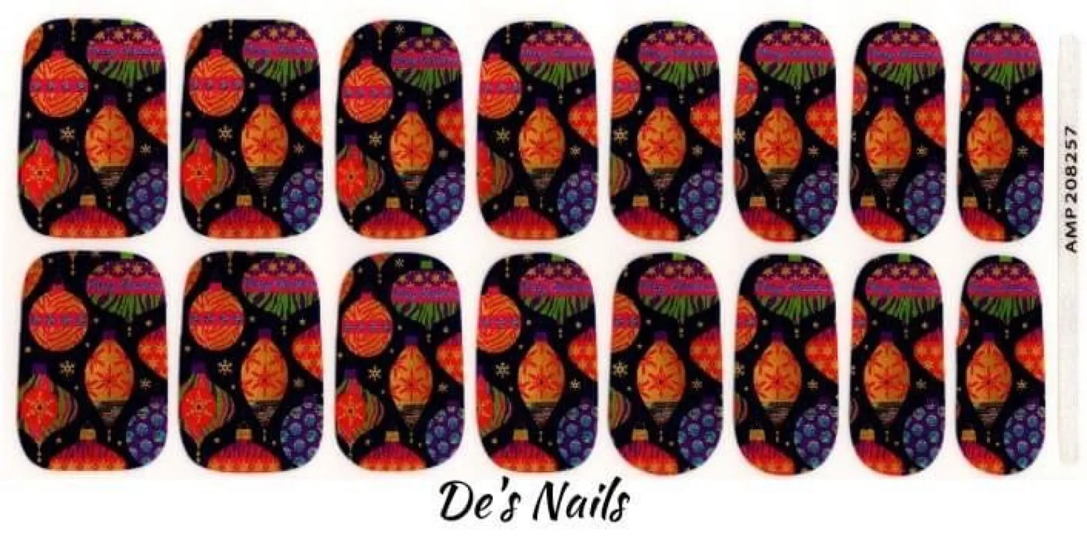Holiday Throwback - Premium Nail Polish Wraps sold by De's Nails