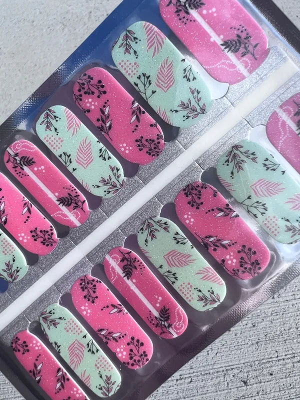 Malibu - Designer Nail Polish Wraps sold by De's Nails