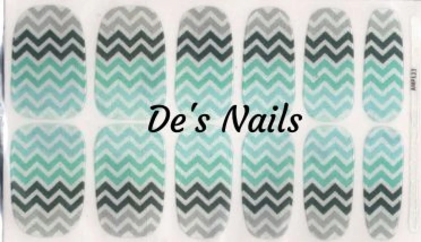 Ziggidy Zaggady Chevron - Premium Nail Polish Wraps made by De's Nails