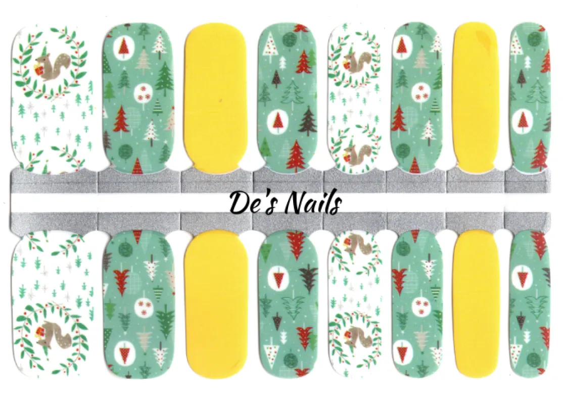 Christmas Critter - Nail Polish Wraps sold by De's Nails