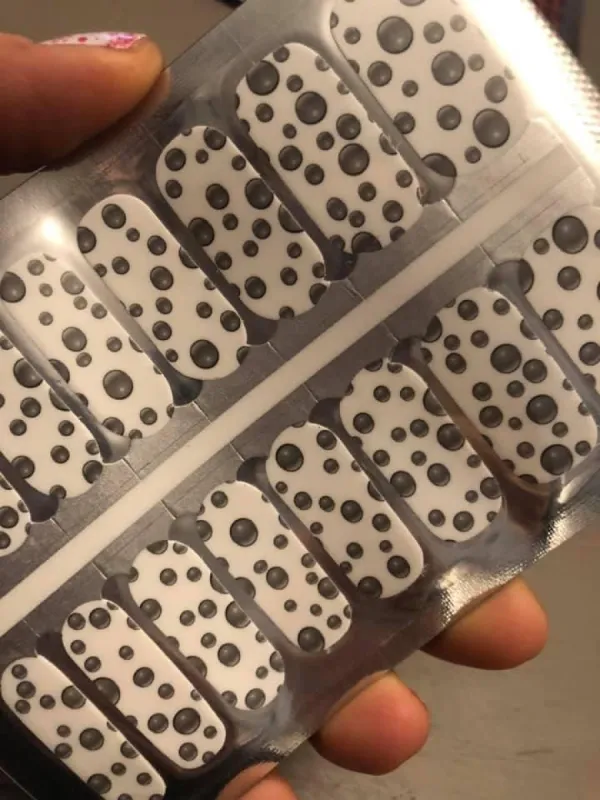 Bubble Up - Nail Polish Wraps sold by De's Nails