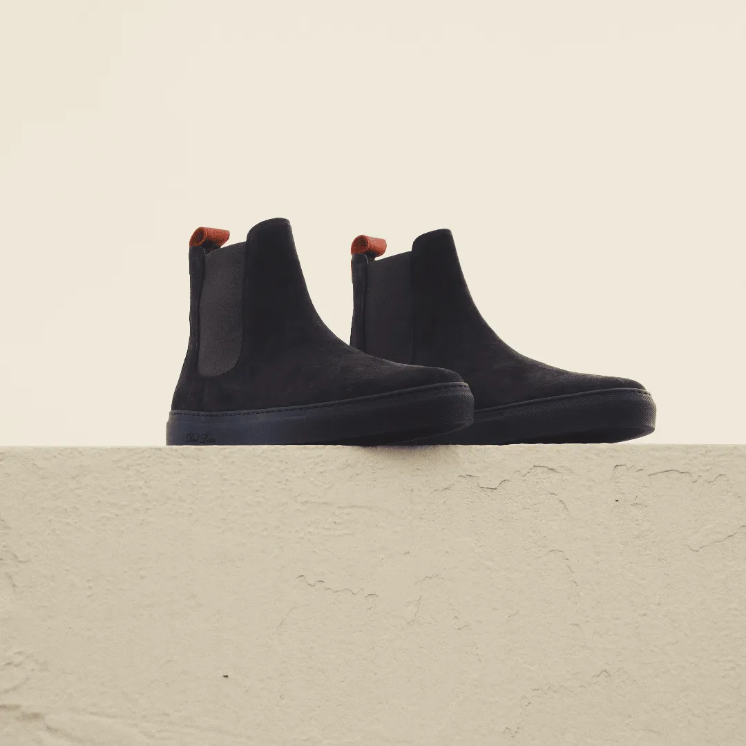 Men's Navy Suede Chelsea Sneaker sold by Del Toro product image thumbnail 2
