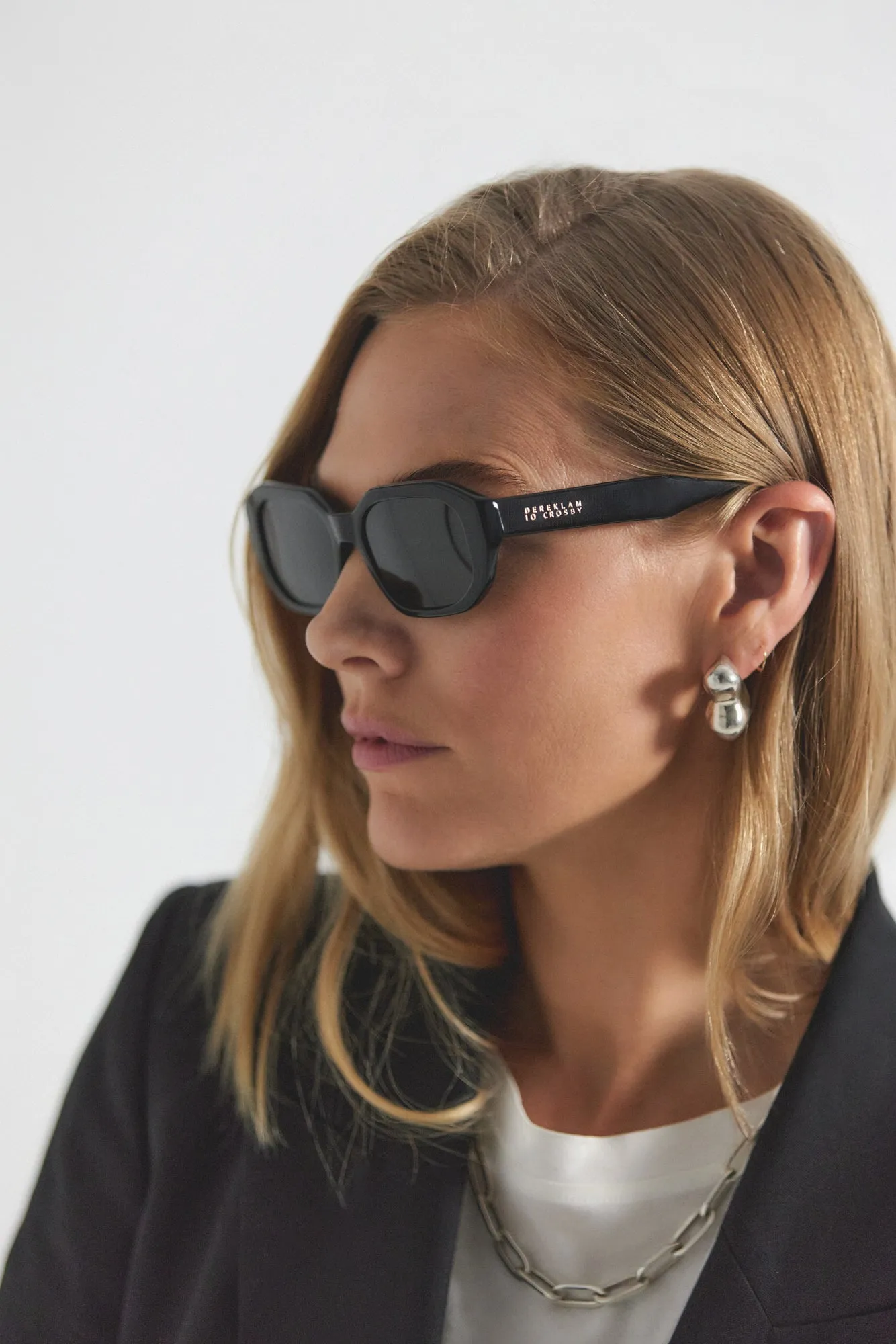 Fidela Angular Chunky Oval Sunglasses - Black sold by Derek Lam product image thumbnail 2