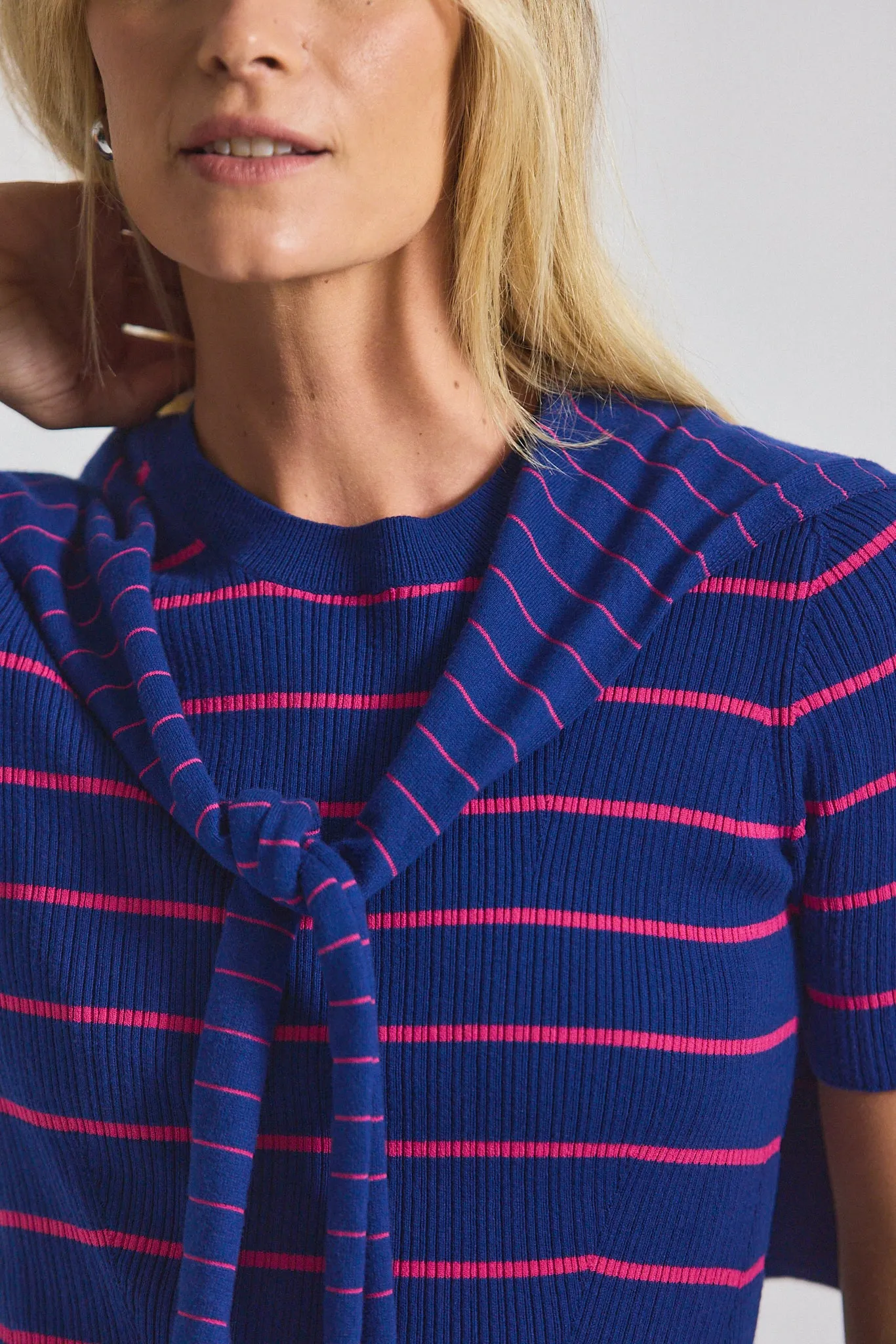 Twain Cotton Cashmere Short Sleeve Pre-Styled Sweater - Navy-Raspberry sold by Derek Lam product image thumbnail 3