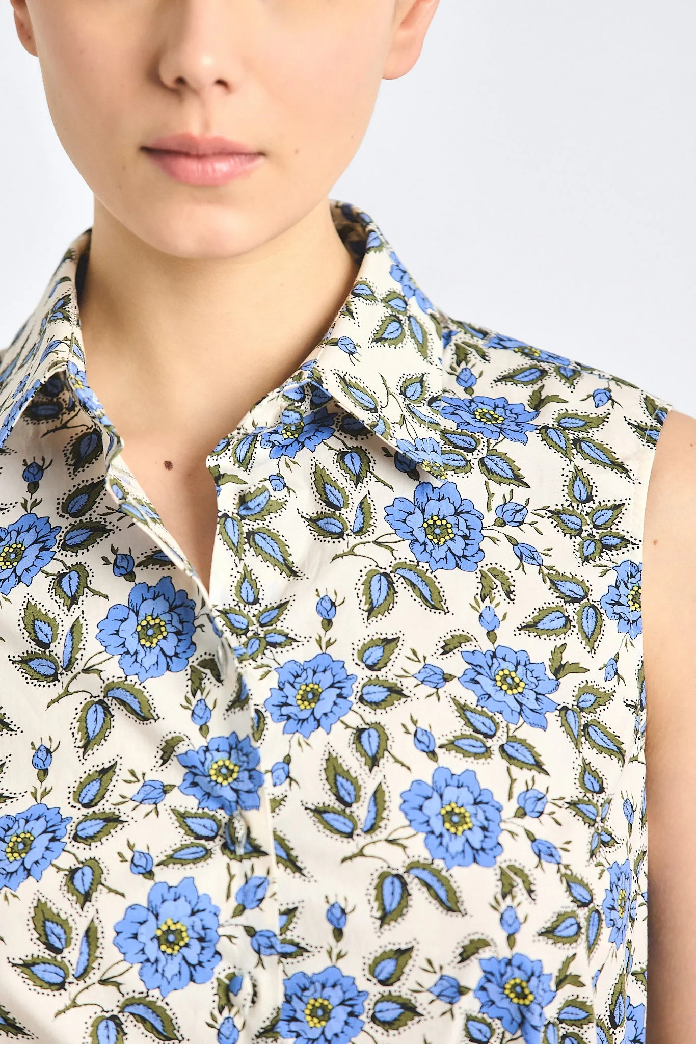 Faee Cropped Sleeveless Shirt - Blue Bell Floral sold by Derek Lam product image thumbnail 2