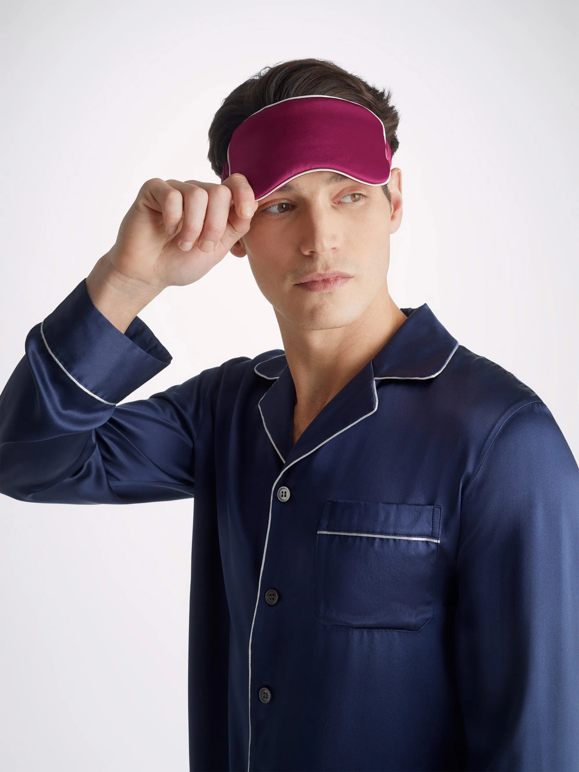 Eye Mask Bailey Silk Satin Berry sold by Derek Rose product image thumbnail 5