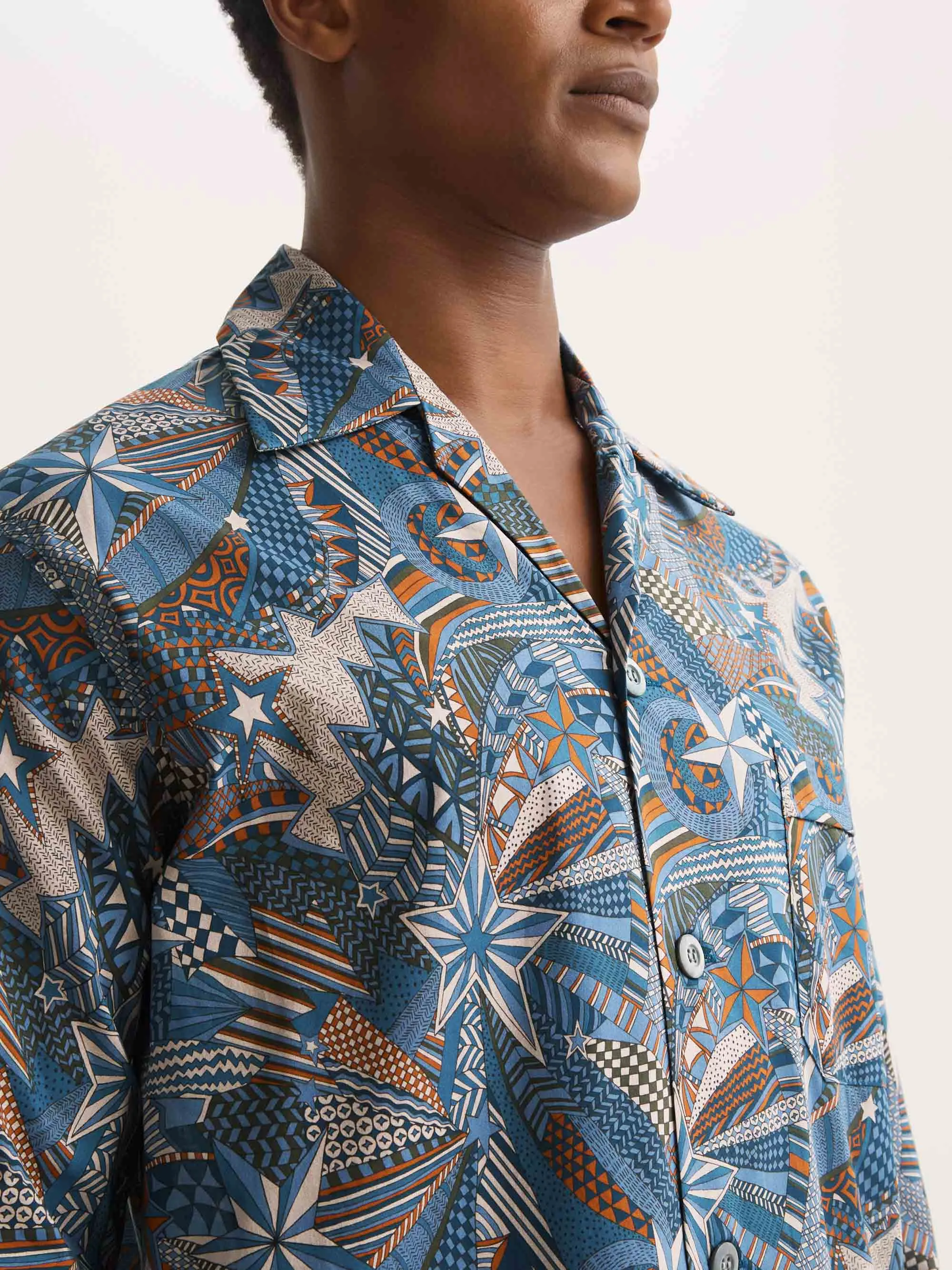 Men's Classic Fit Pajamas Cotton Batiste Blue Multicolor Celebration Print sold by Derek Rose product image thumbnail 5