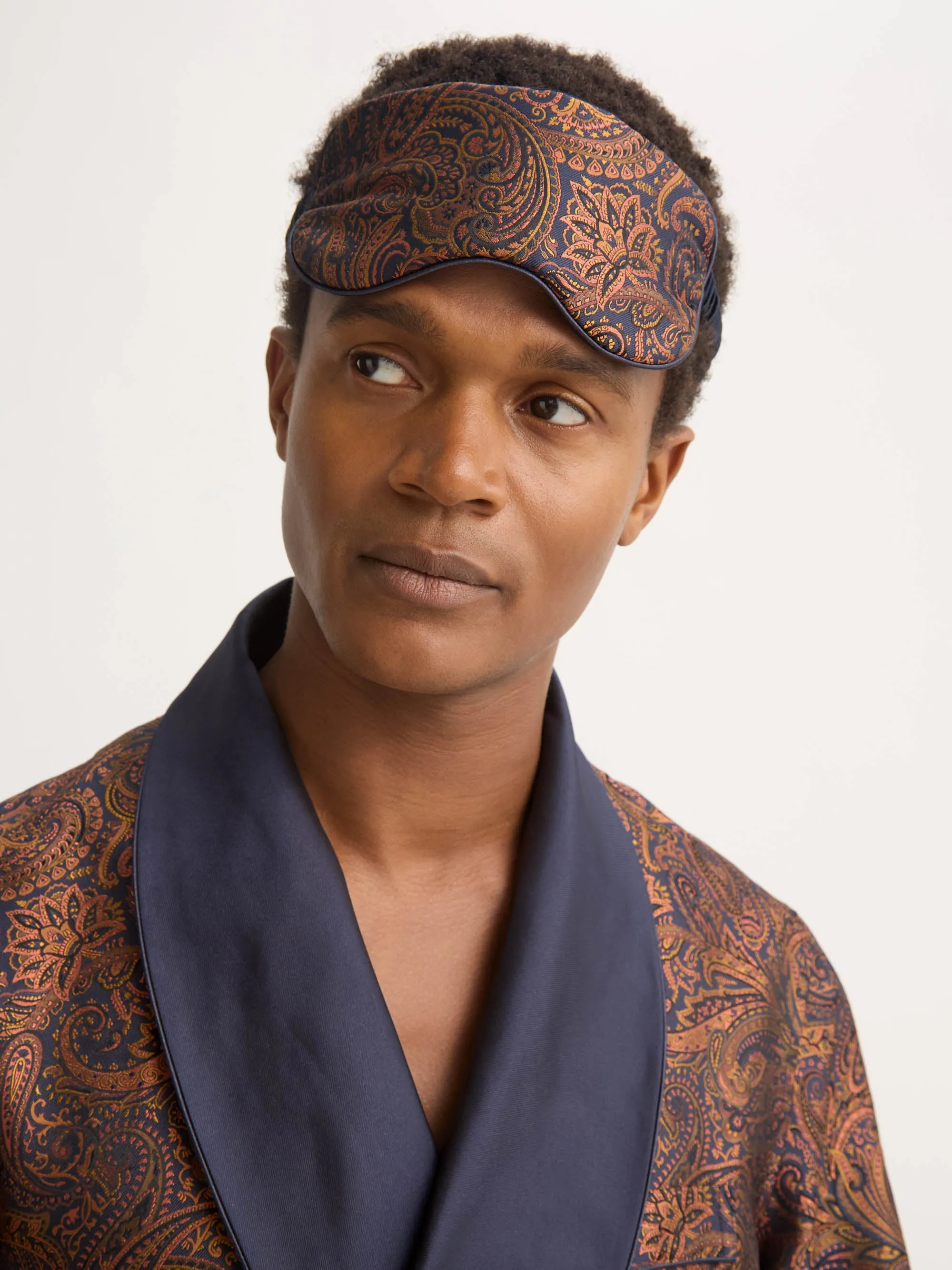 Silk Eye Mask Jacquard Navy Blue & Antique Gold Paisley Weave sold by Derek Rose product image thumbnail 3