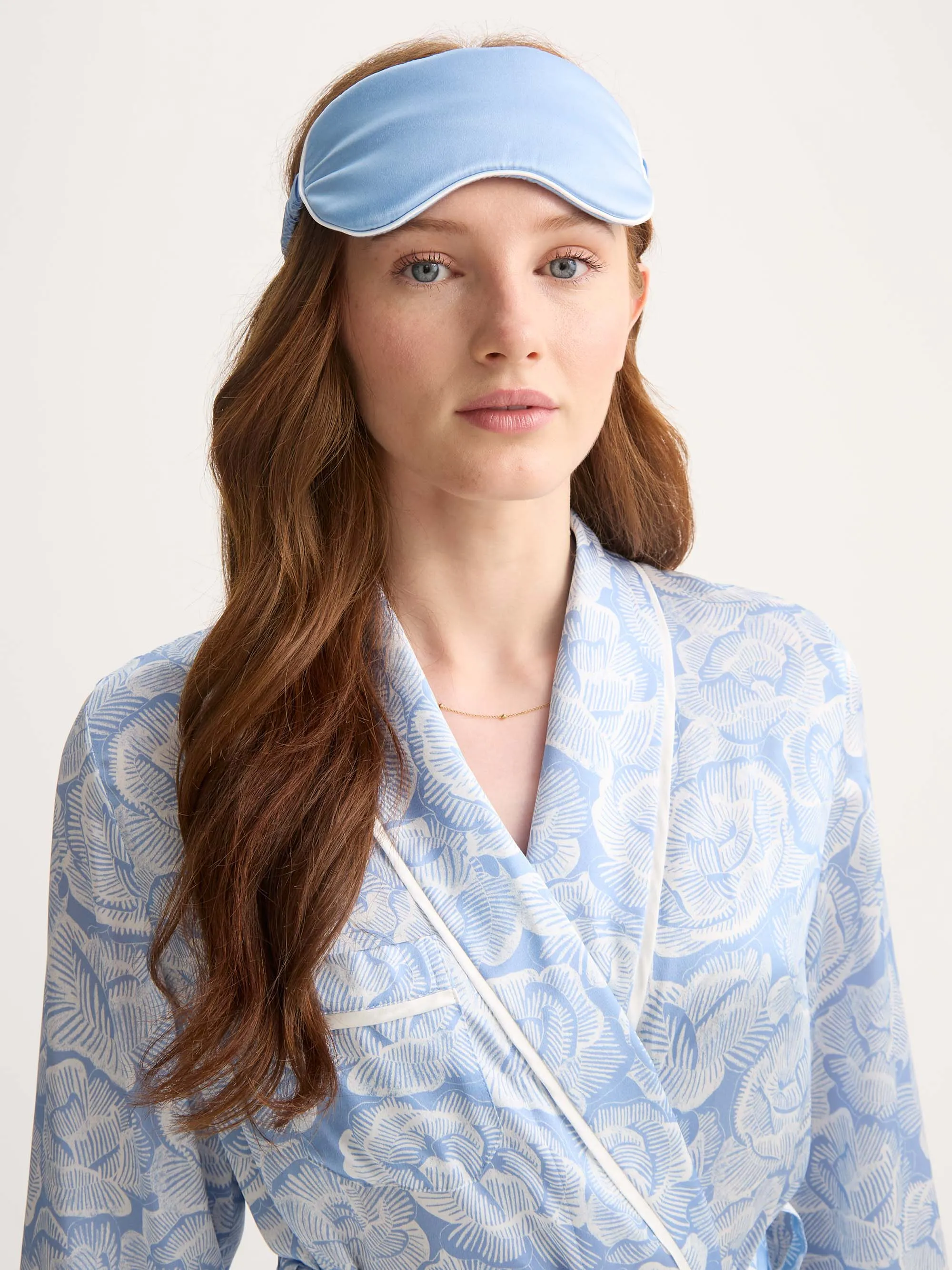 Silk Eye Mask Bailey Cloud Blue sold by Derek Rose product image thumbnail 3